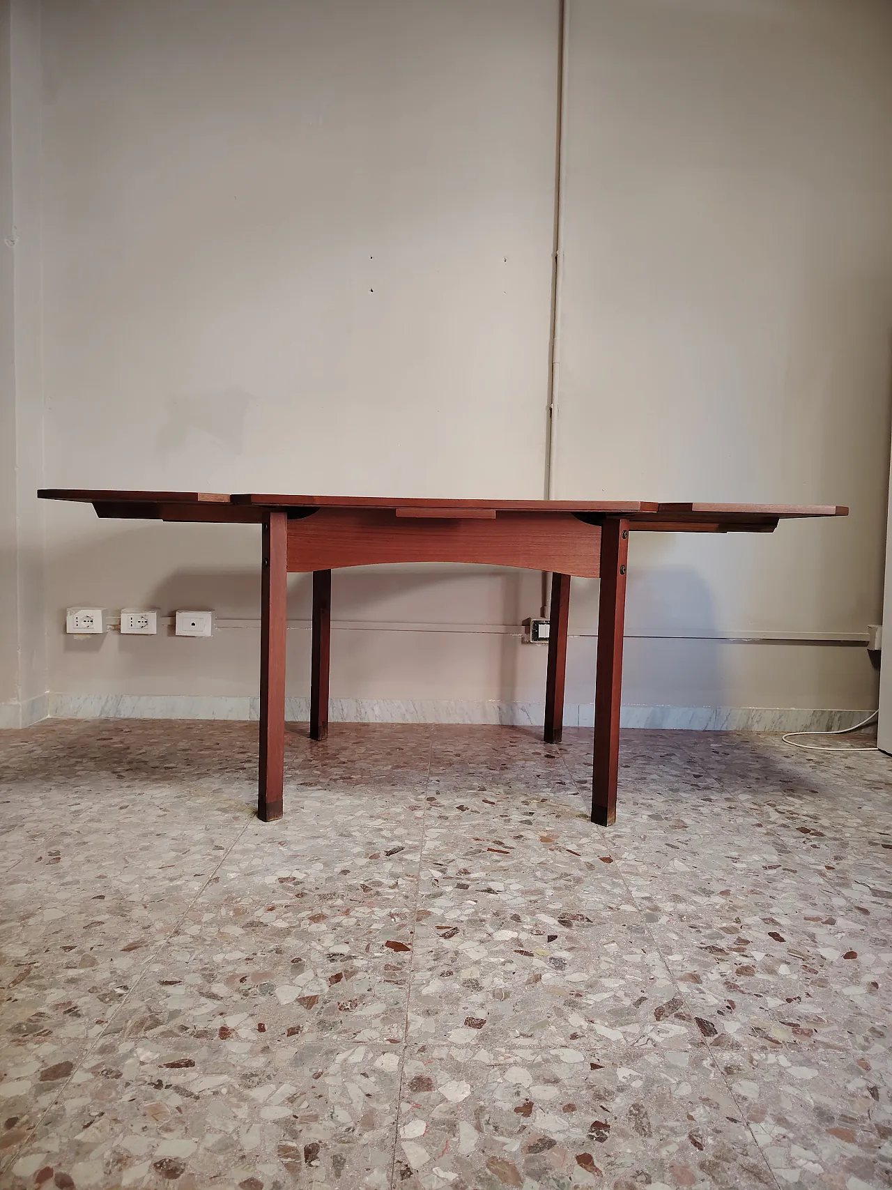 Tavolo da pranzo allungabile, anni '60 11