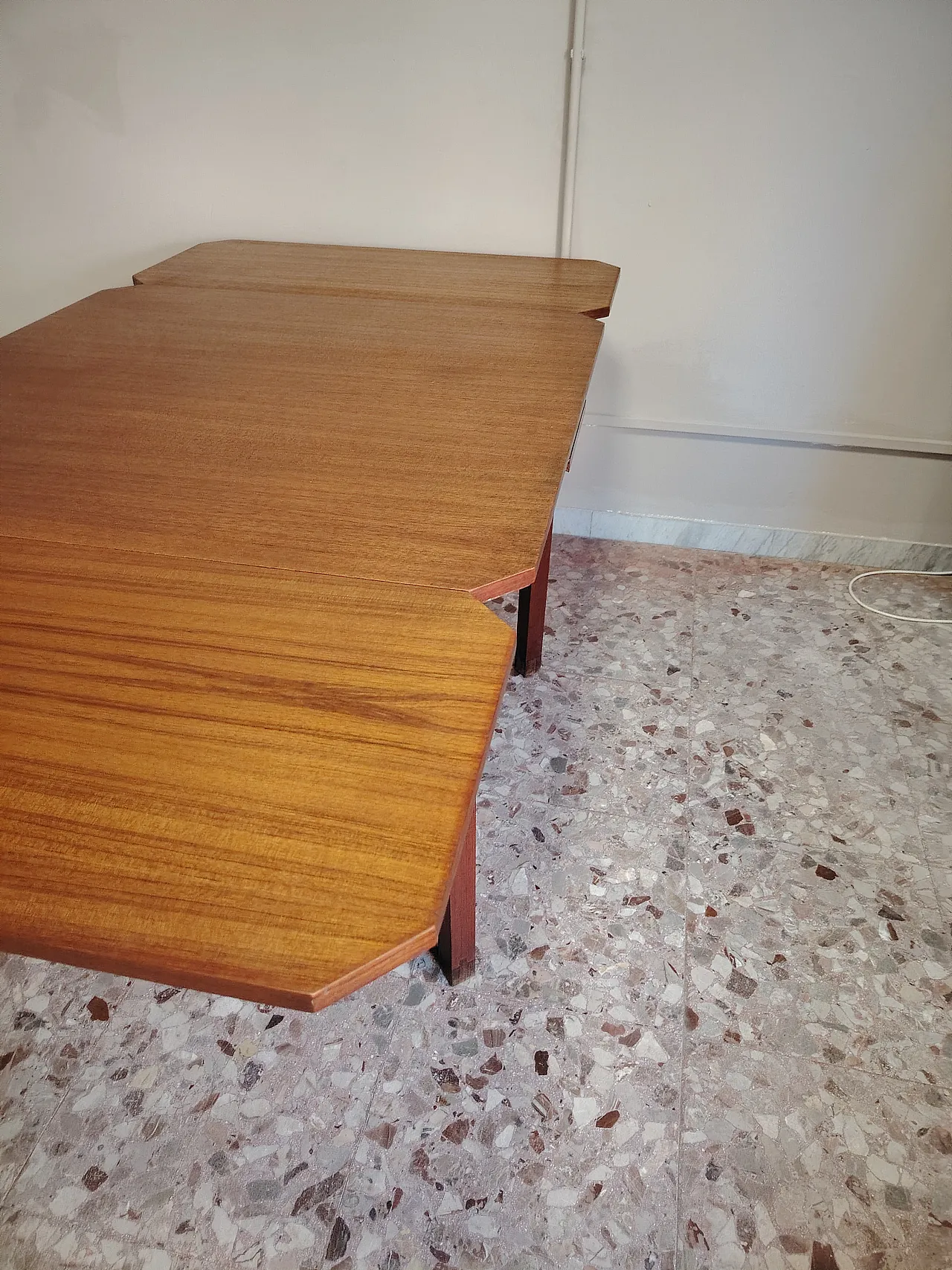 Tavolo da pranzo allungabile, anni '60 17