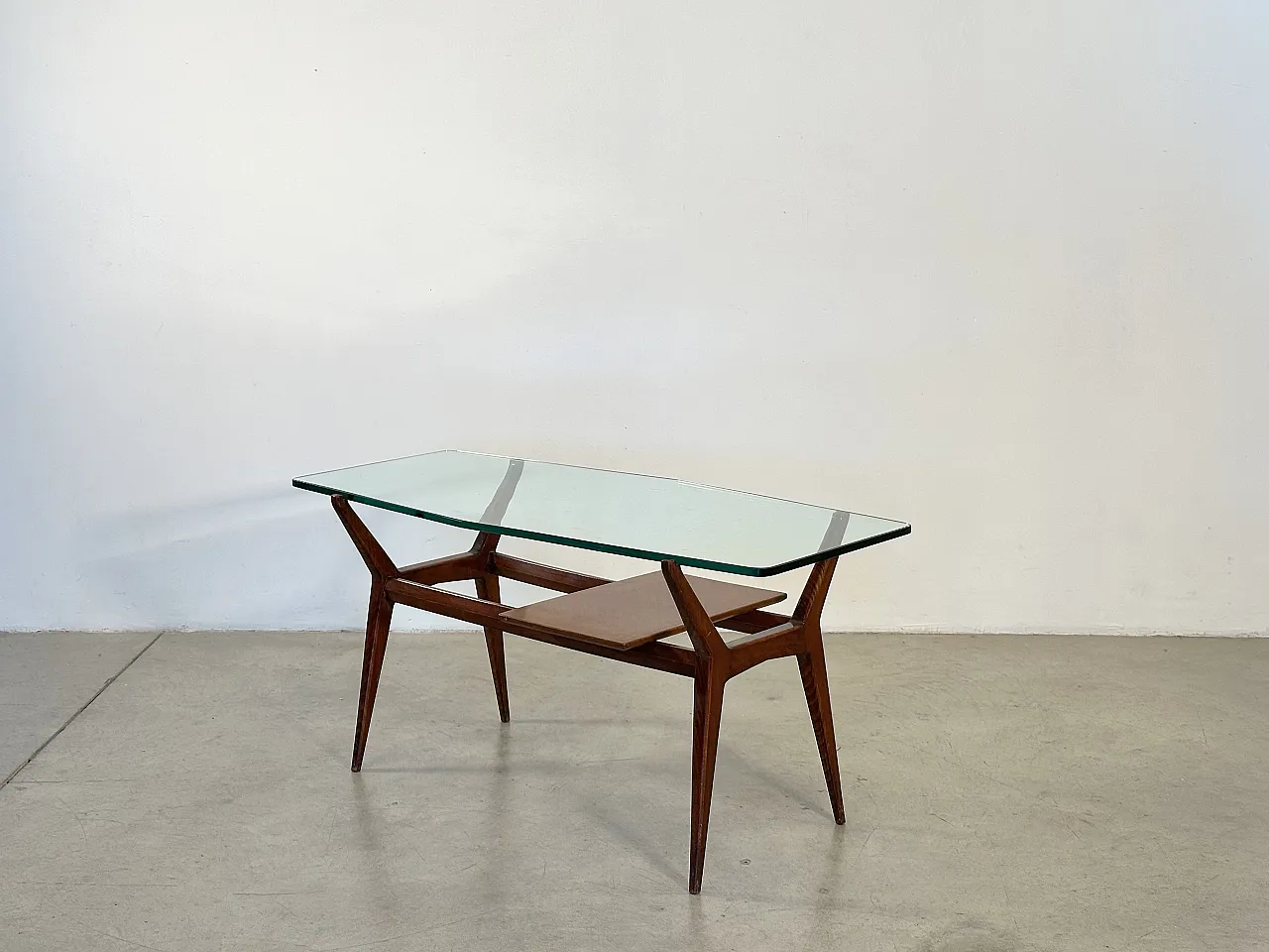 Table in Ico Parisi style, 50s 7