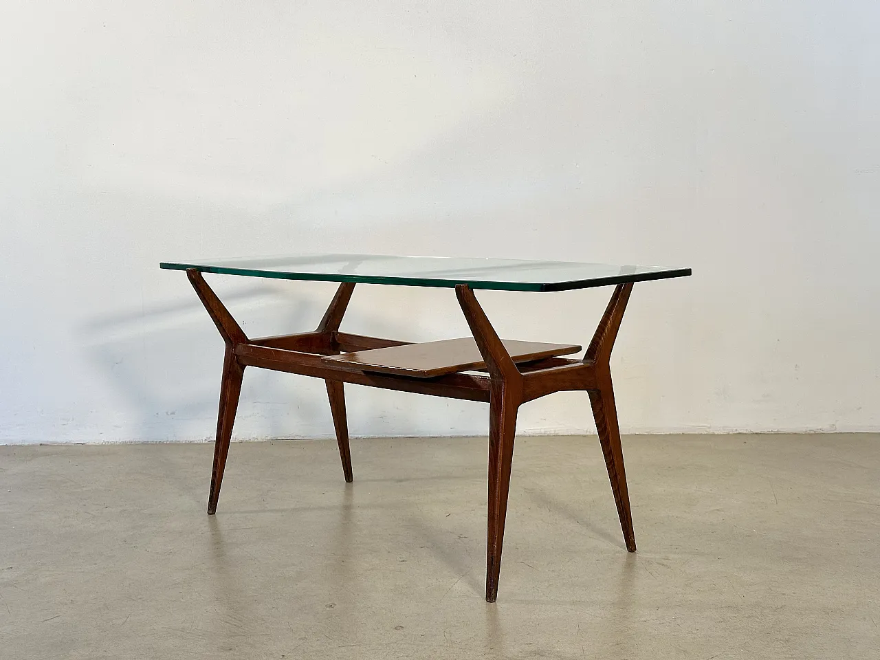 Table in Ico Parisi style, 50s 9