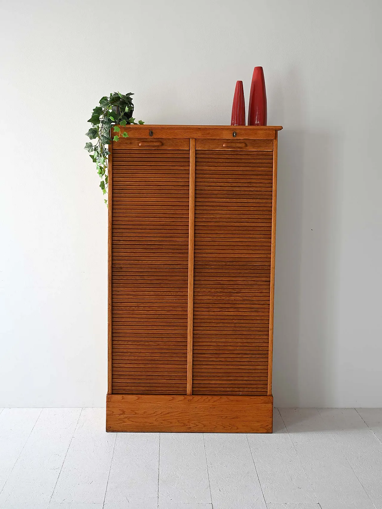 Rovere archive cabinet 1