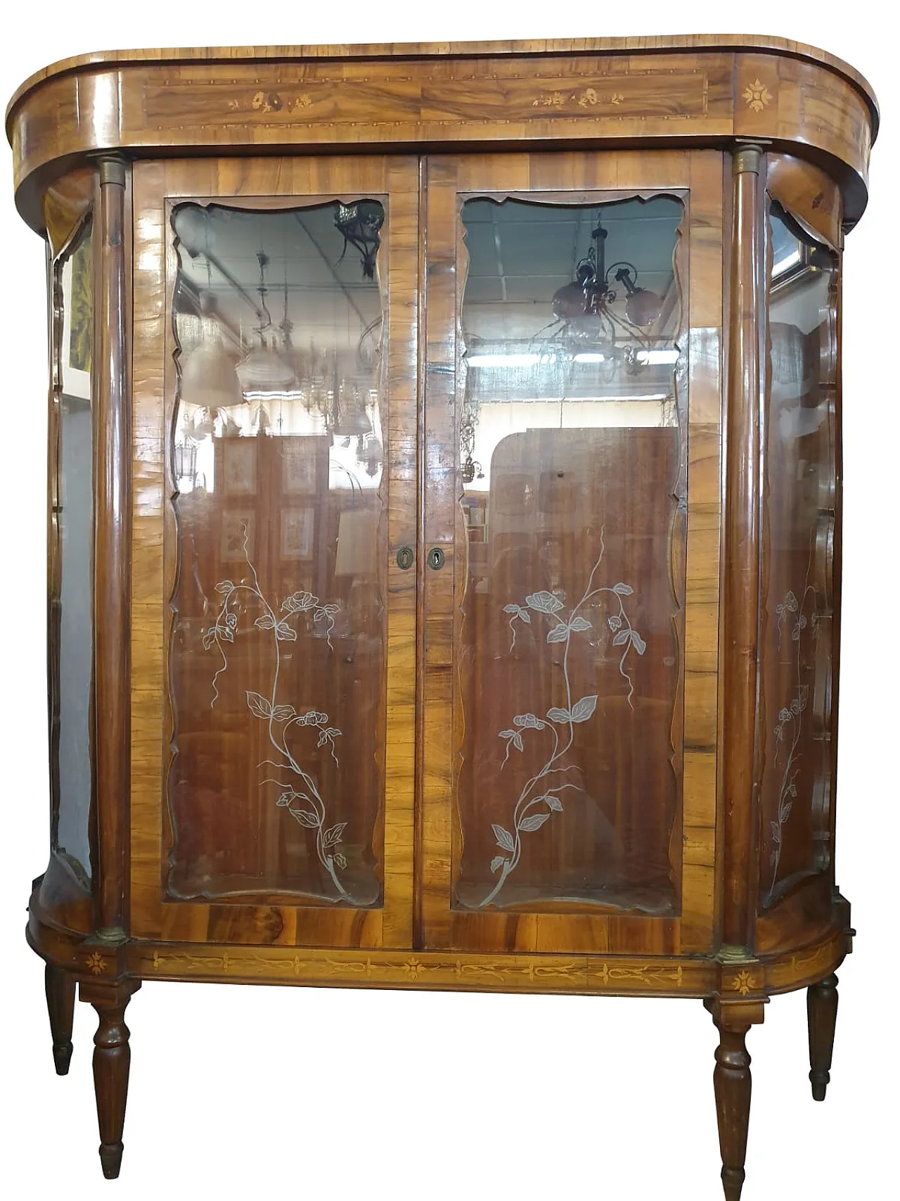 Vetrina Luigi Filippo in noce con vetri decorati, '800 2