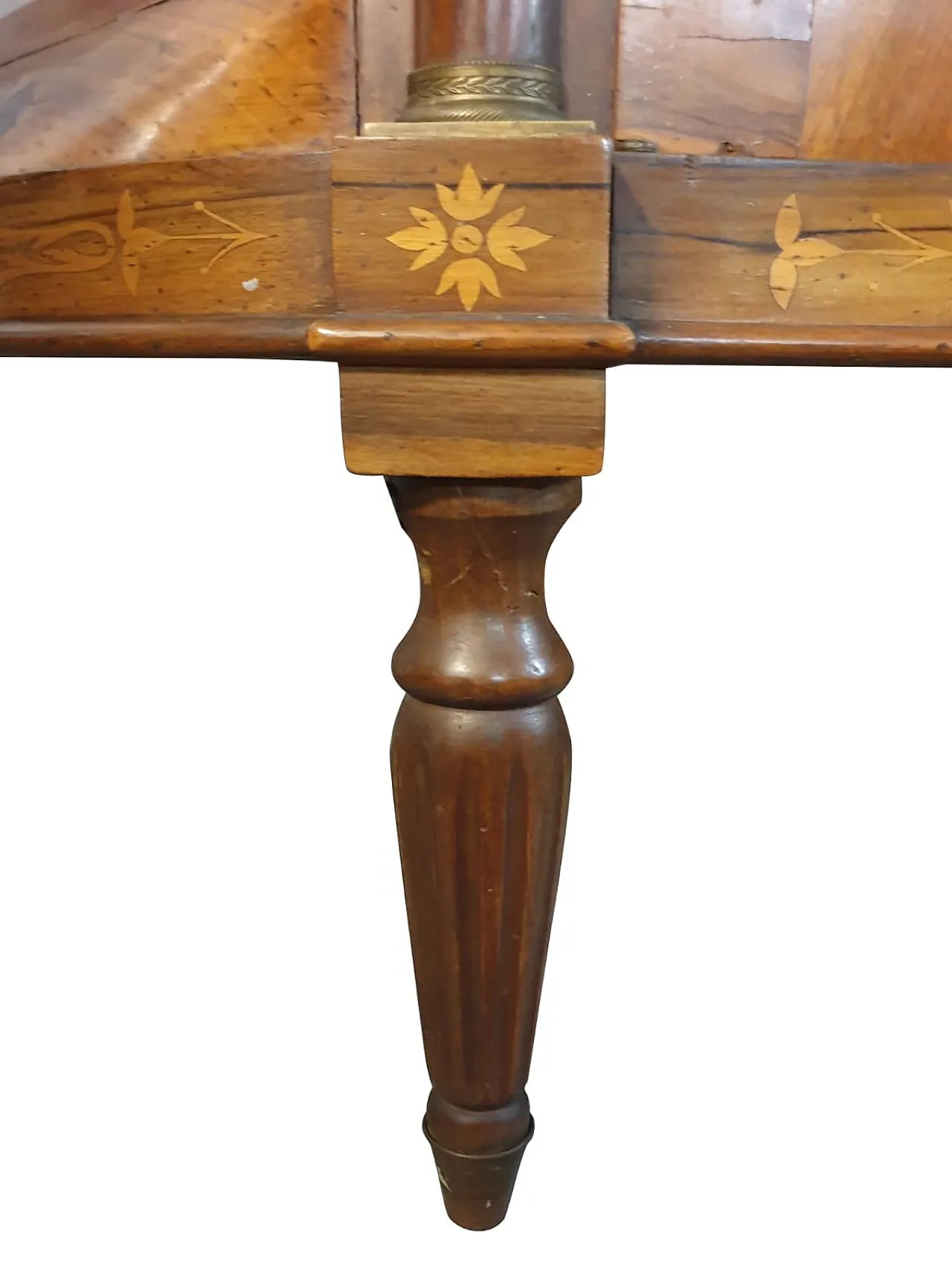 Vetrina Luigi Filippo in noce con vetri decorati, '800 13