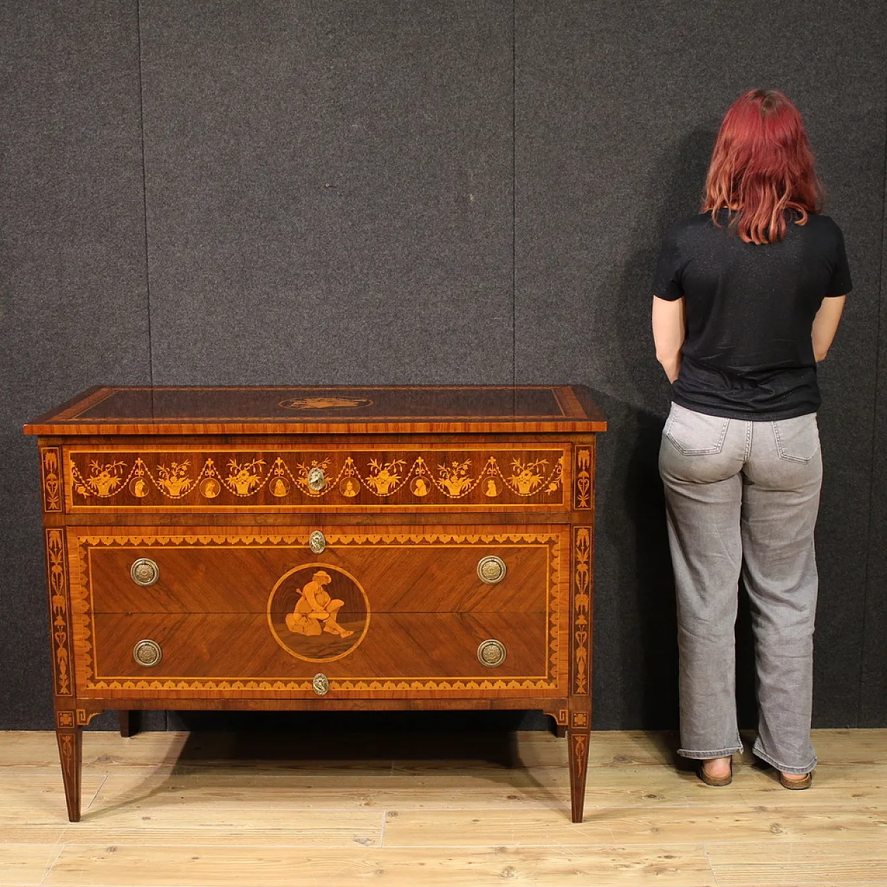 Comò italiano intarsiato in stile Luigi XVI, '900 2