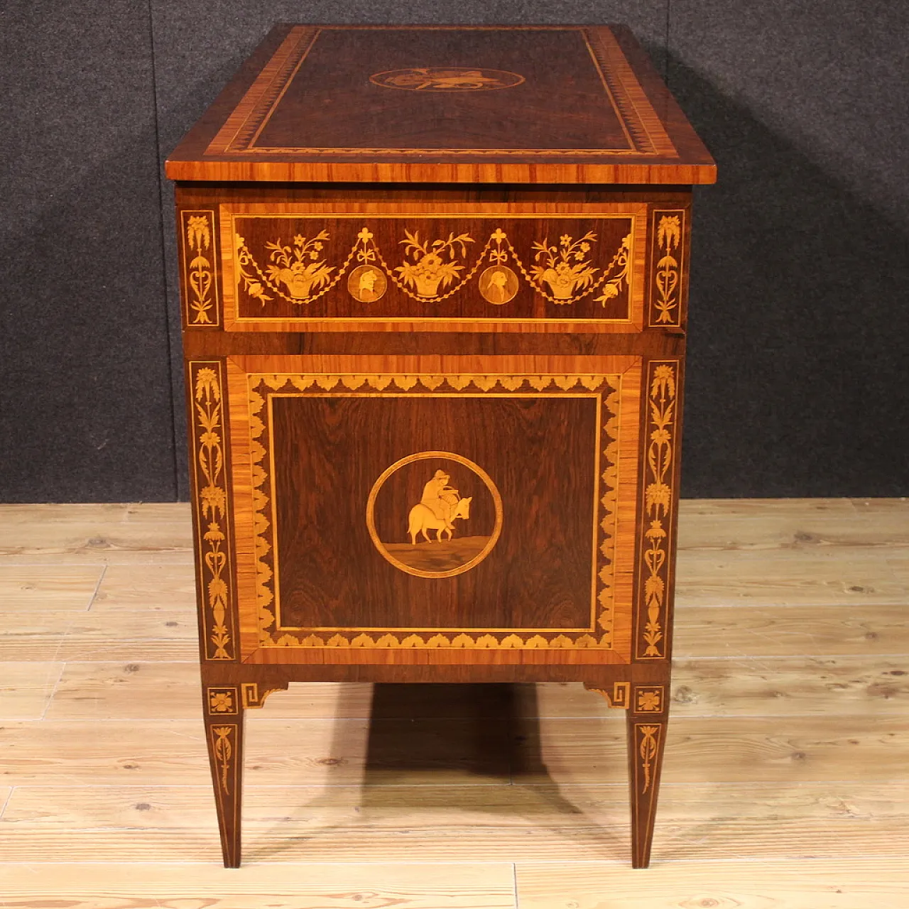 Comò italiano intarsiato in stile Luigi XVI, '900 7