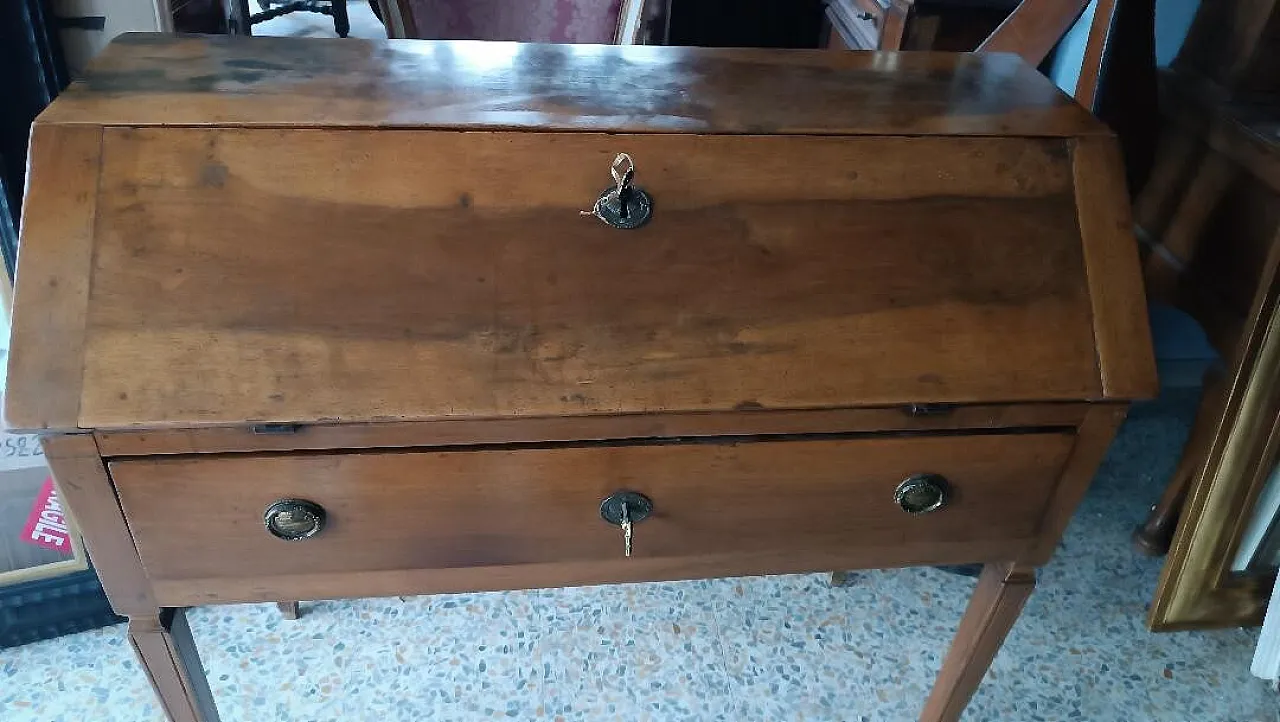 Scrittoio a ribalta in noce massello Luigi XVI, fine '700 4