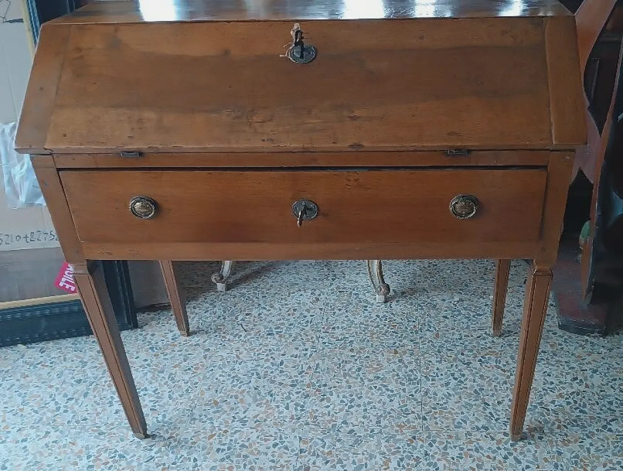 Scrittoio a ribalta in noce massello Luigi XVI, fine '700 6