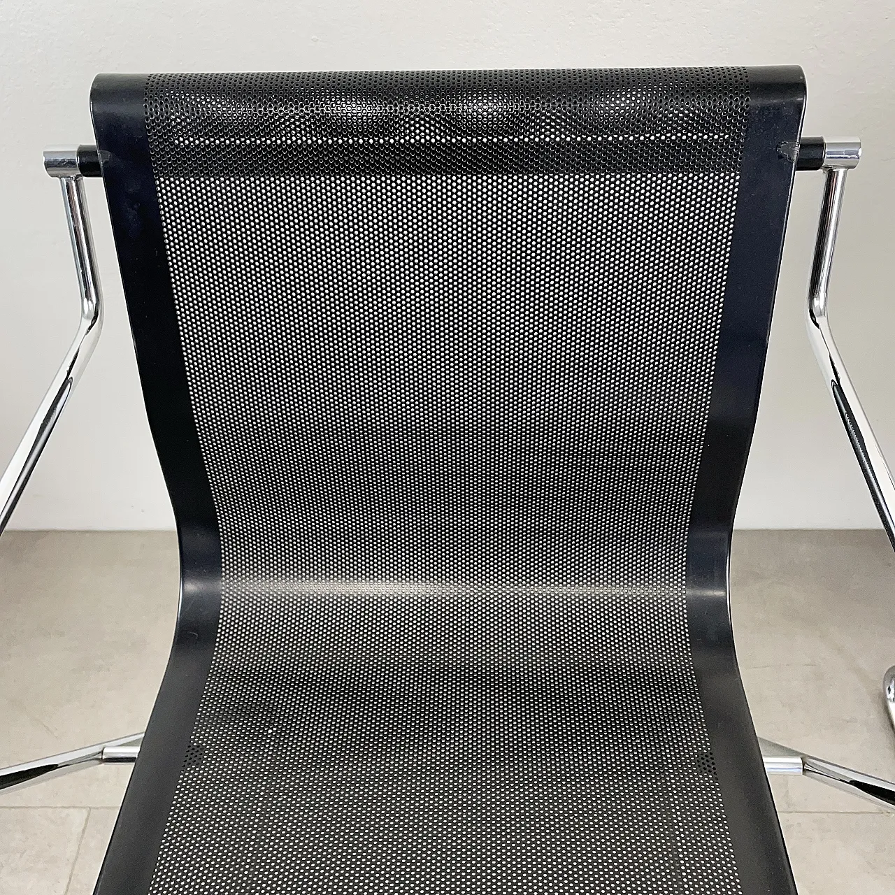 Set 4 poltroncine impilabili Monopoli di P. Arosio per Airon, anni '70 16