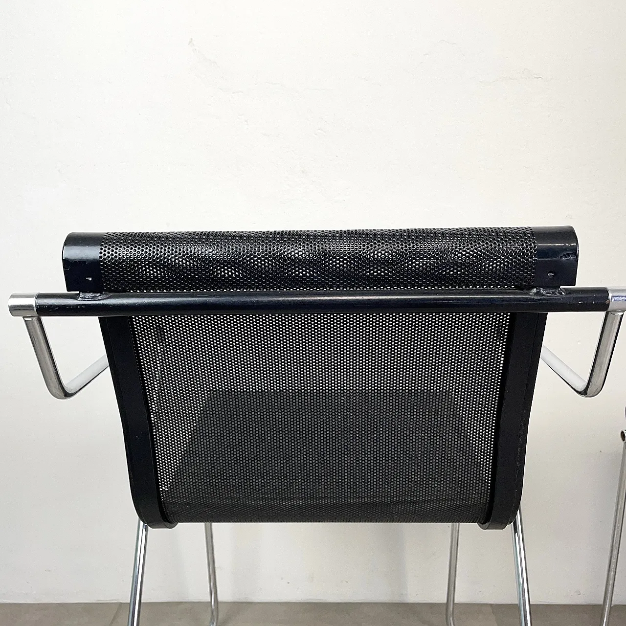 Set 4 poltroncine impilabili Monopoli di P. Arosio per Airon, anni '70 22