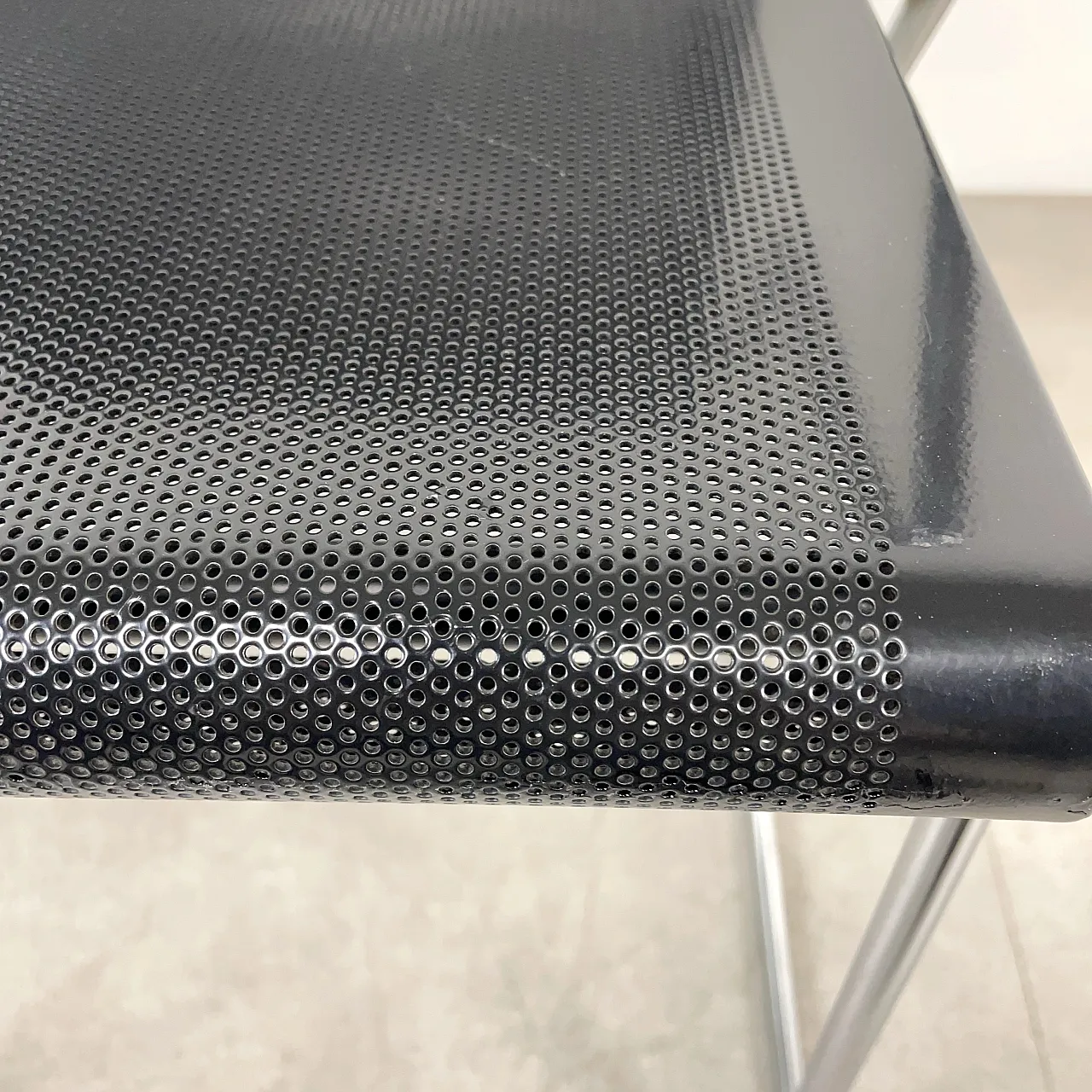 Set 4 poltroncine impilabili Monopoli di P. Arosio per Airon, anni '70 25