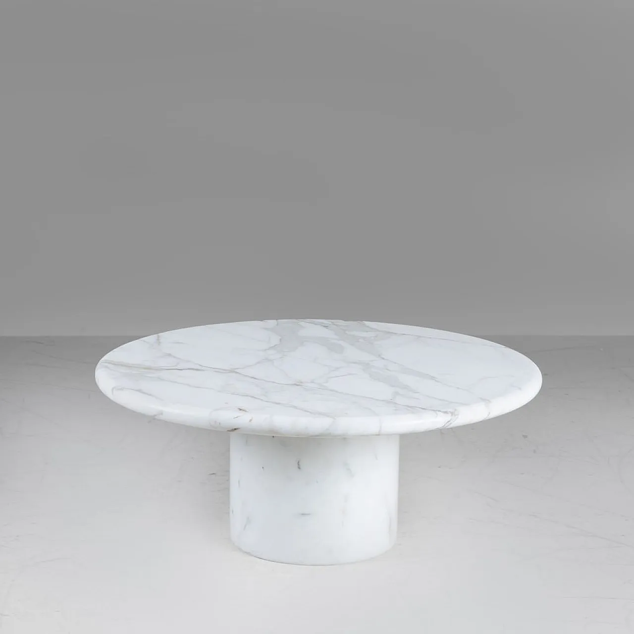 Tavolo rotondo in marmo di Carrara, anni '60 1