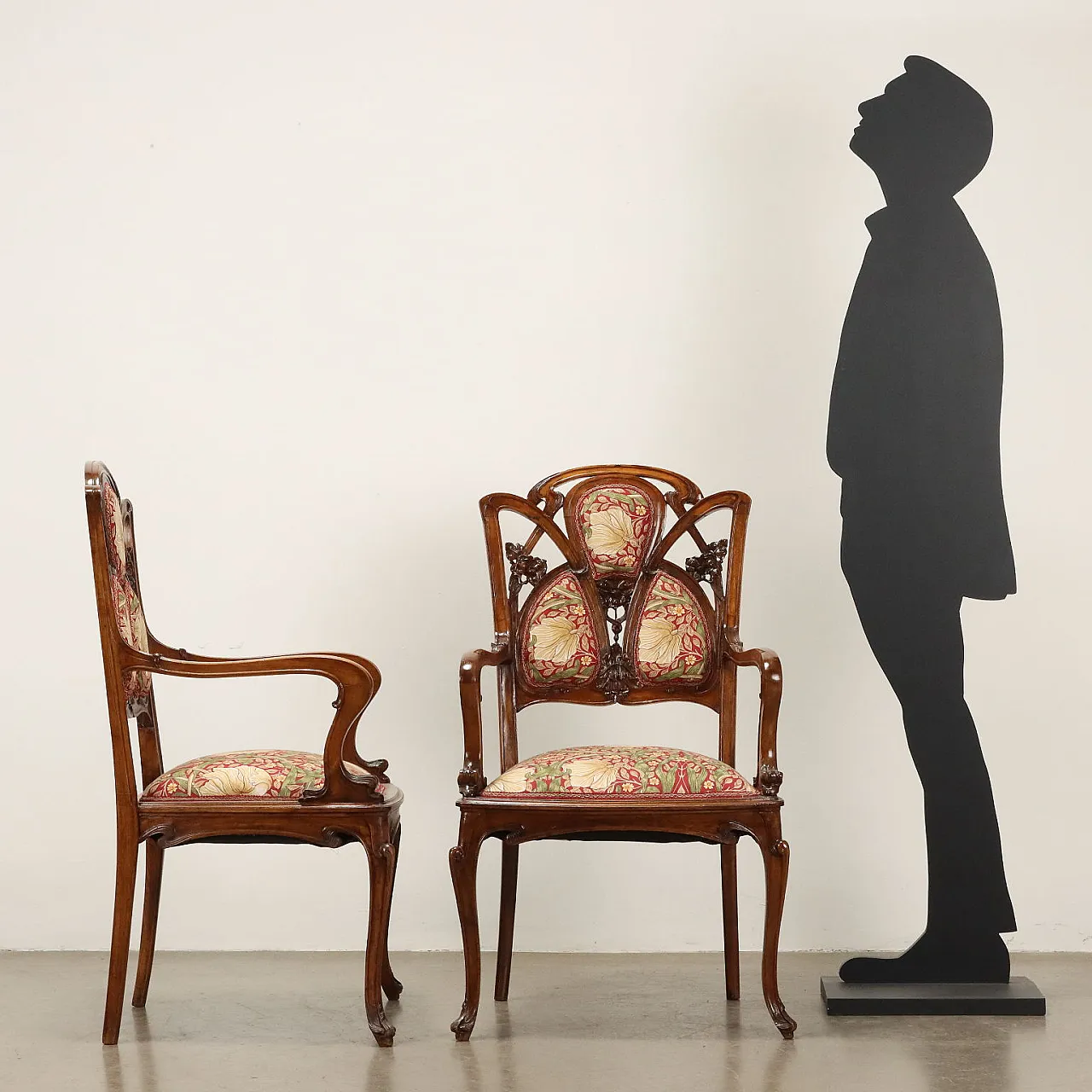 Coppia di Poltroncine Liberty imbottite e scolpite, primi '900 3