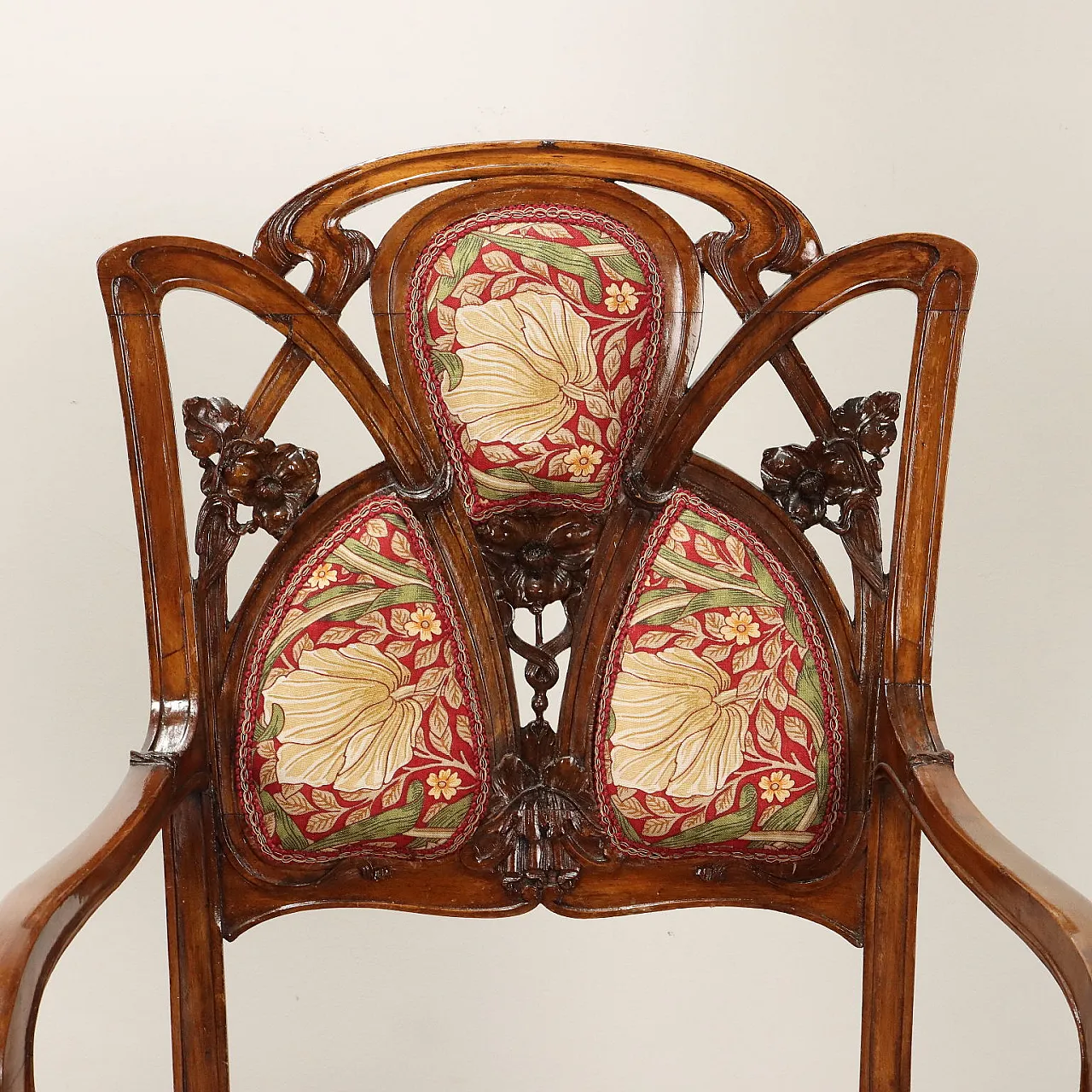 Coppia di Poltroncine Liberty imbottite e scolpite, primi '900 4