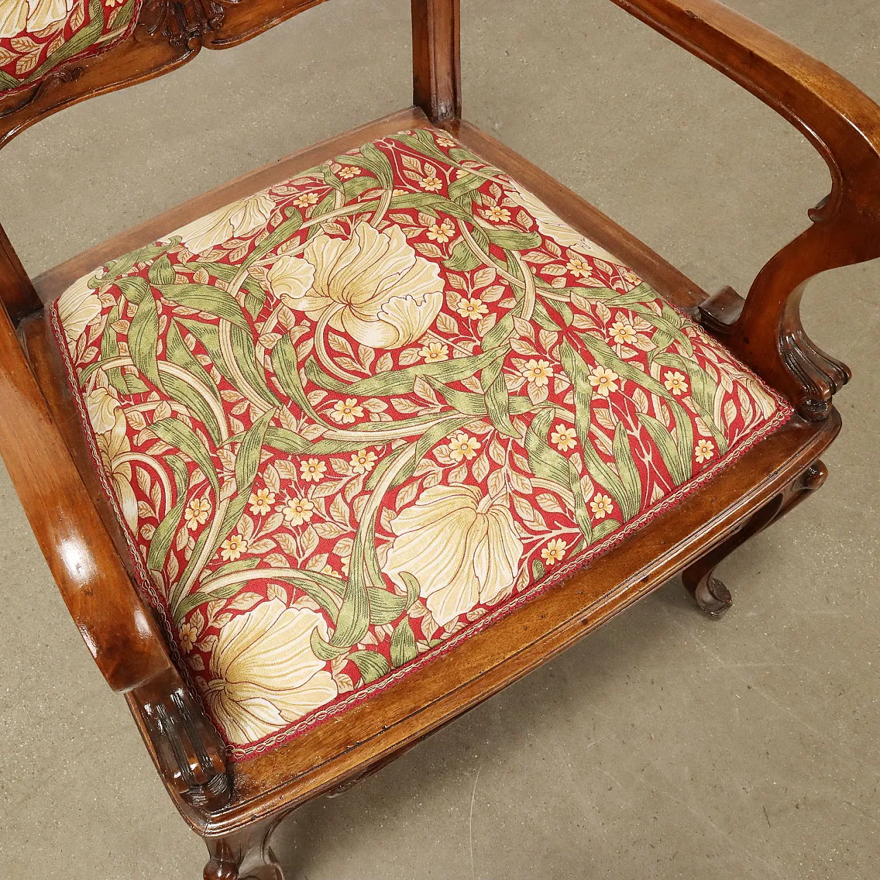 Coppia di Poltroncine Liberty imbottite e scolpite, primi '900 9