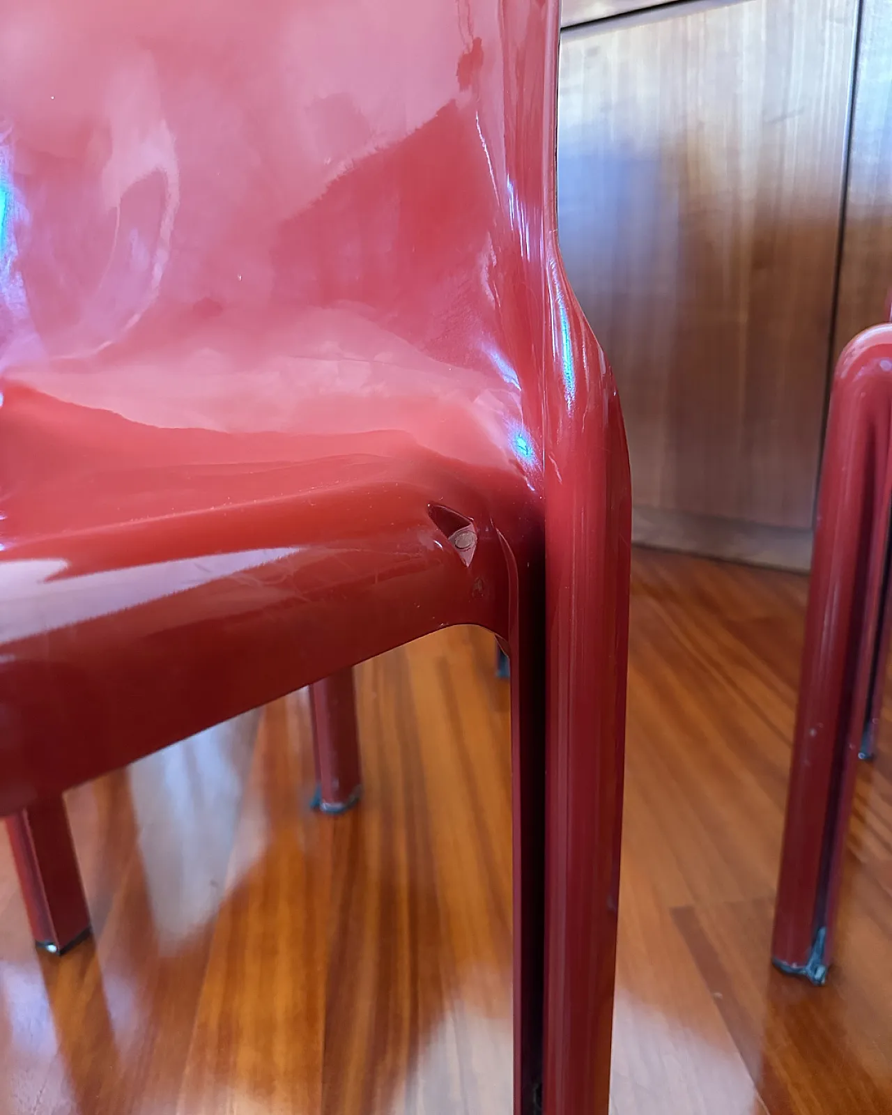 Tavolo con 4 sedie Selene di Vico Magistretti per Artemide, anni '60 19