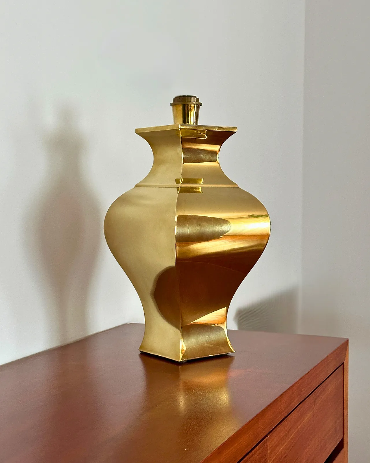 Brass table lamp by Maison Jansen, 1970s 2