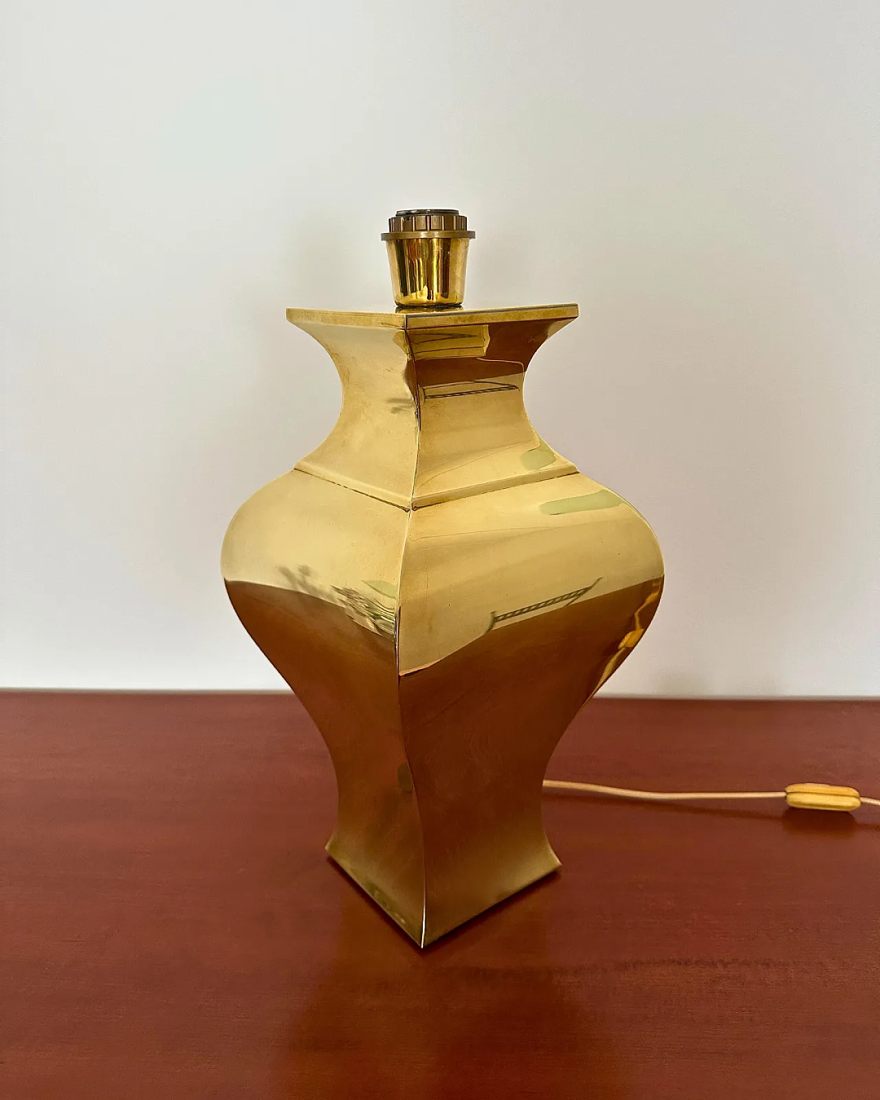 Brass table lamp by Maison Jansen, 1970s 6