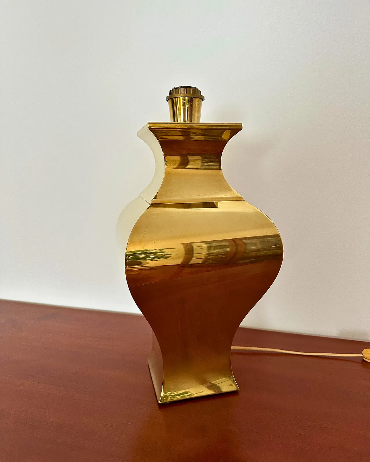 Brass table lamp by Maison Jansen, 1970s 15