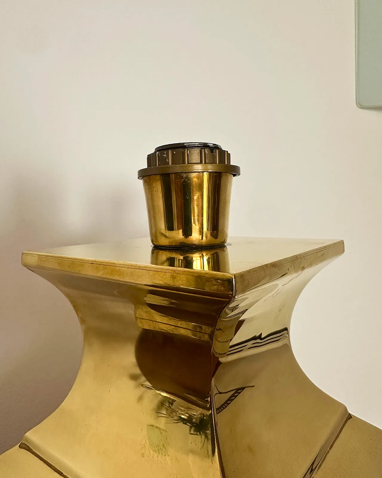 Brass table lamp by Maison Jansen, 1970s 24