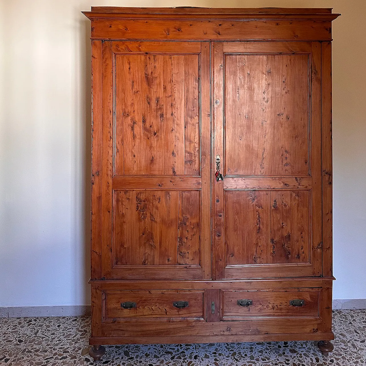 Armadio in cipresso, '800 1