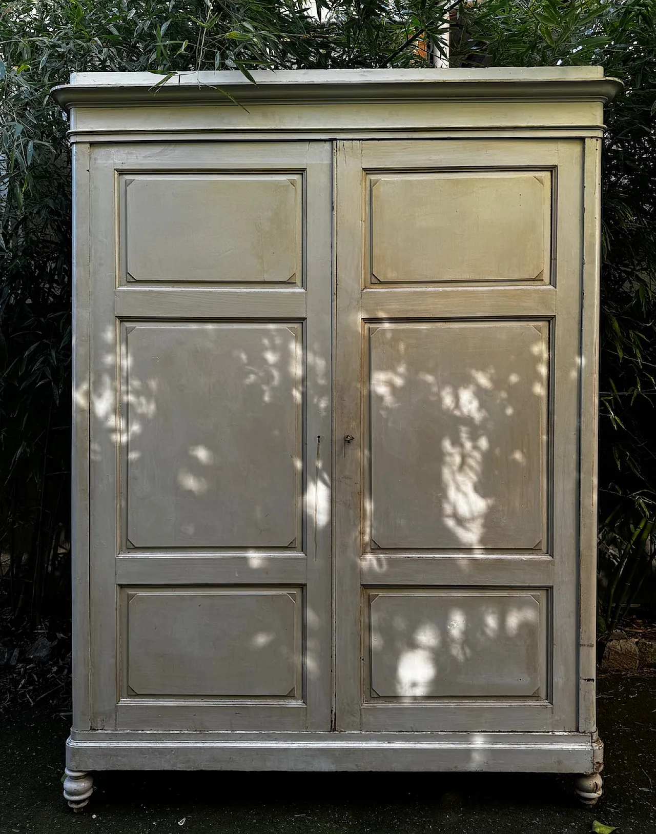 Grande armadio toscano a vernice mastice, '800 1