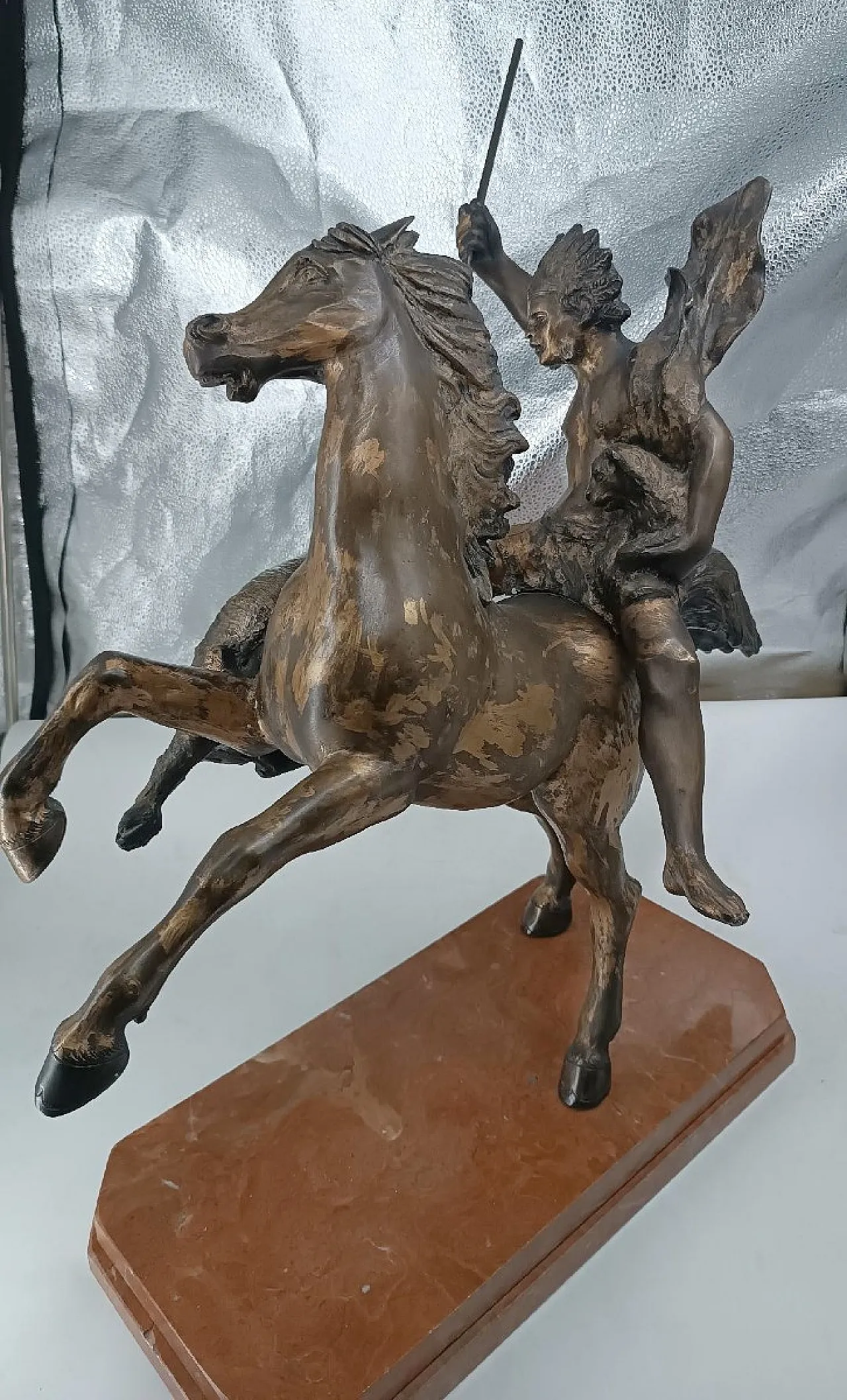 Indiano a cavallo, scultura in bronzo di Tommaso Campajo, '900 8