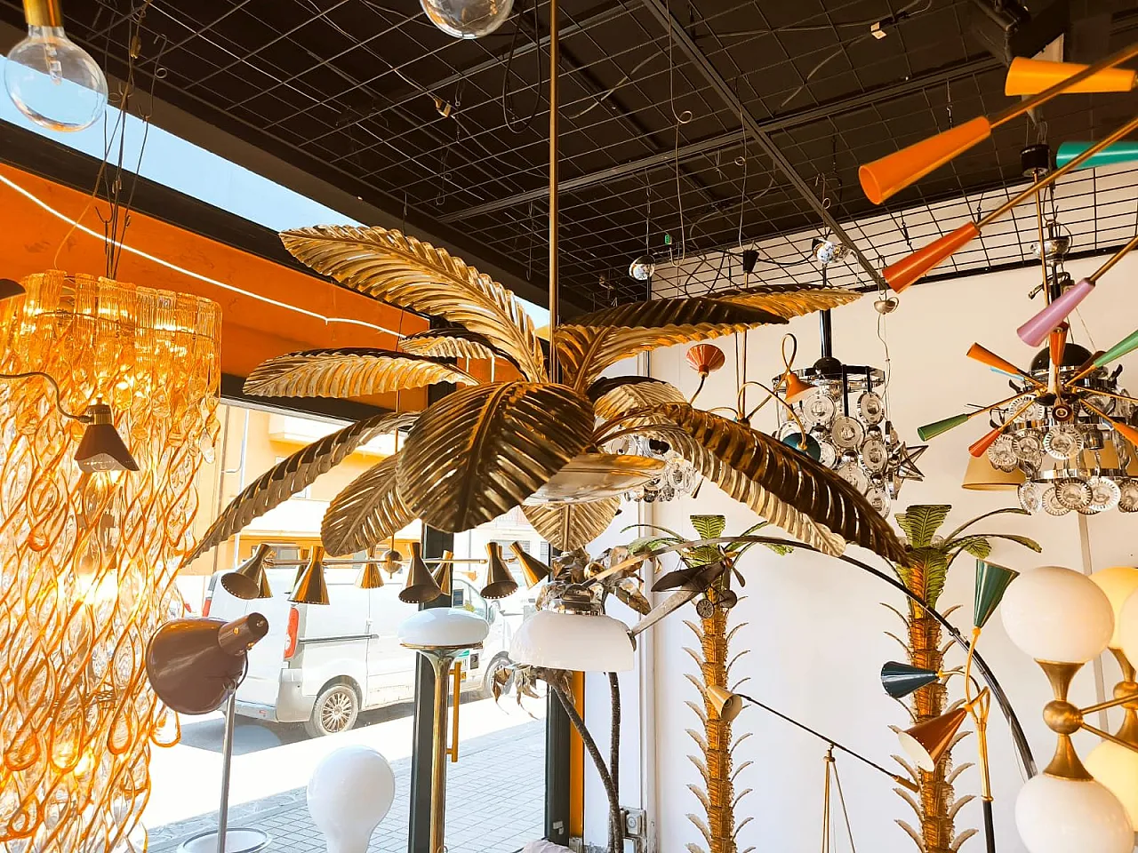 Lampada a sospensione a forma di palma in ottone, anni '60 3