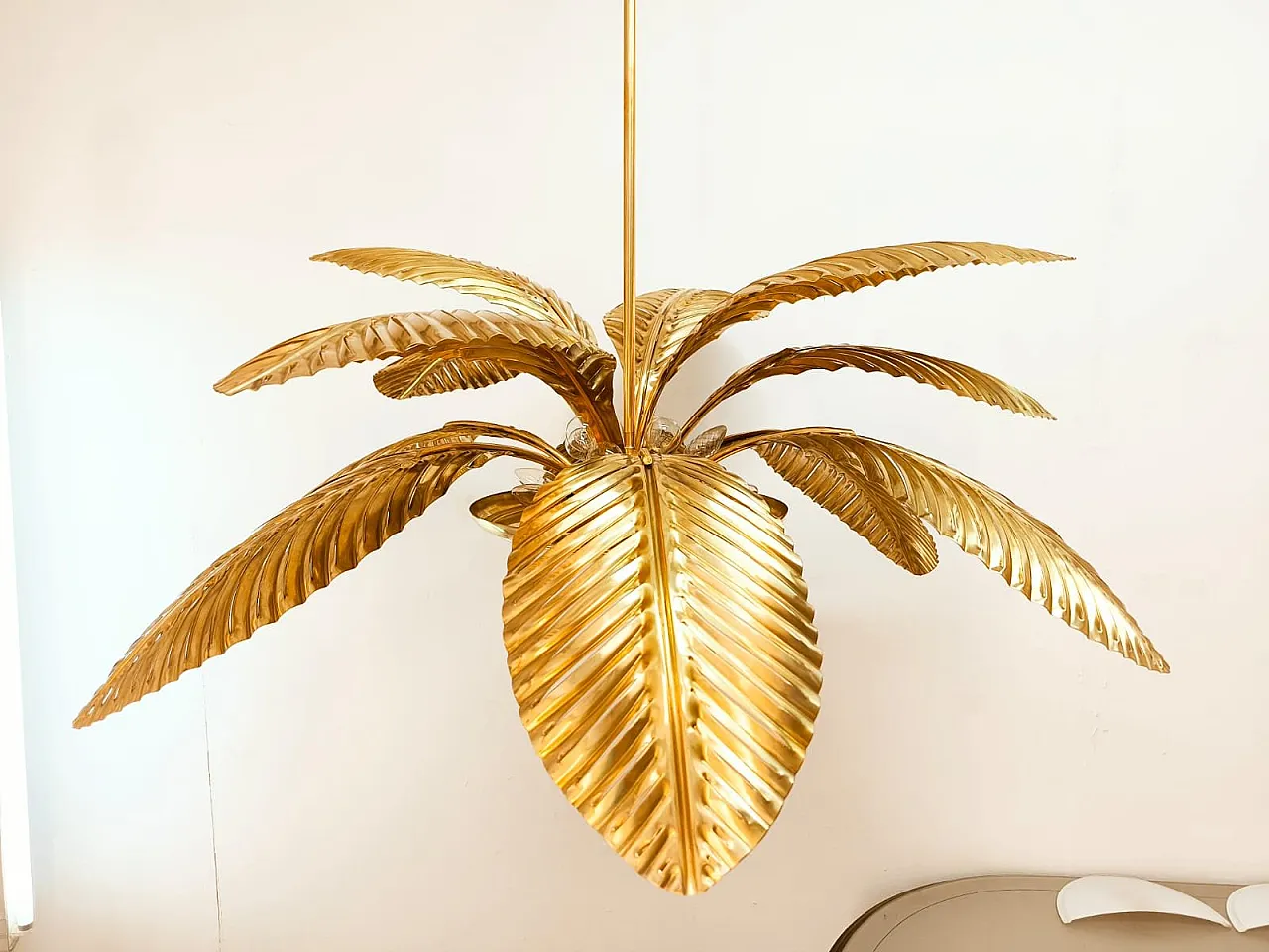 Lampada a sospensione a forma di palma in ottone, anni '60 9
