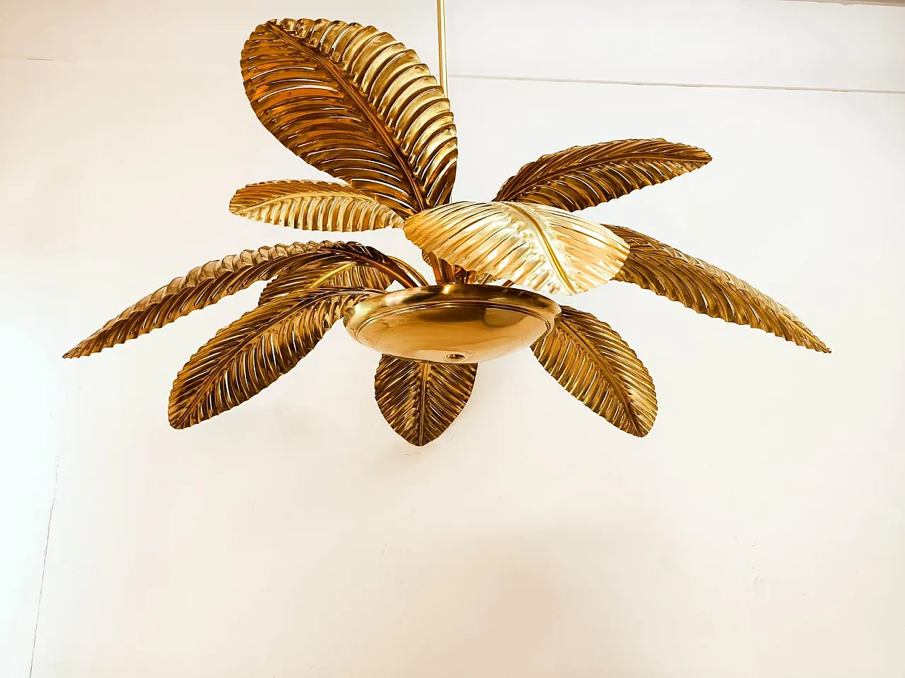 Lampada a sospensione a forma di palma in ottone, anni '60 16