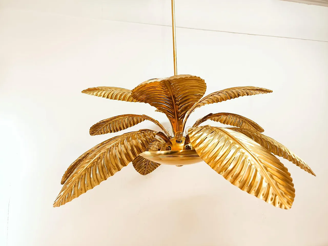 Lampada a sospensione a forma di palma in ottone, anni '60 23