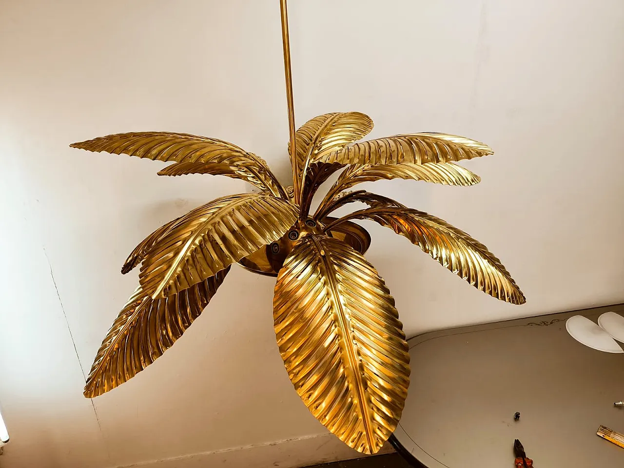 Lampada a sospensione a forma di palma in ottone, anni '60 26