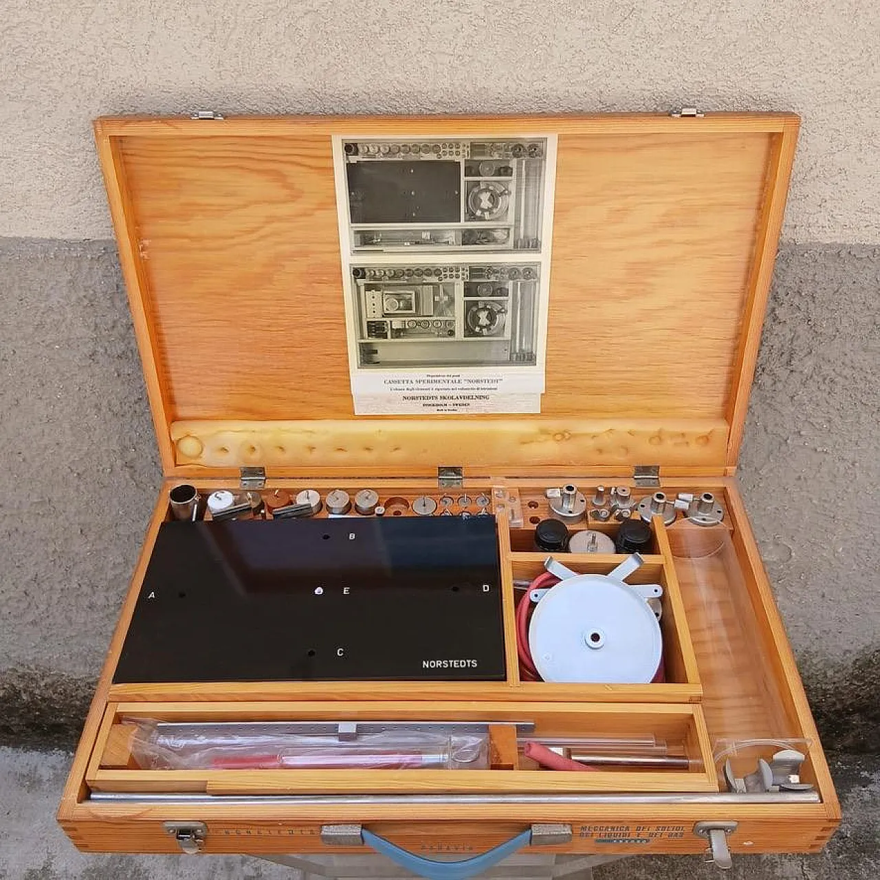 Cassetta Paravia meccanica solidi, liquidi e gas, anni ’60 2