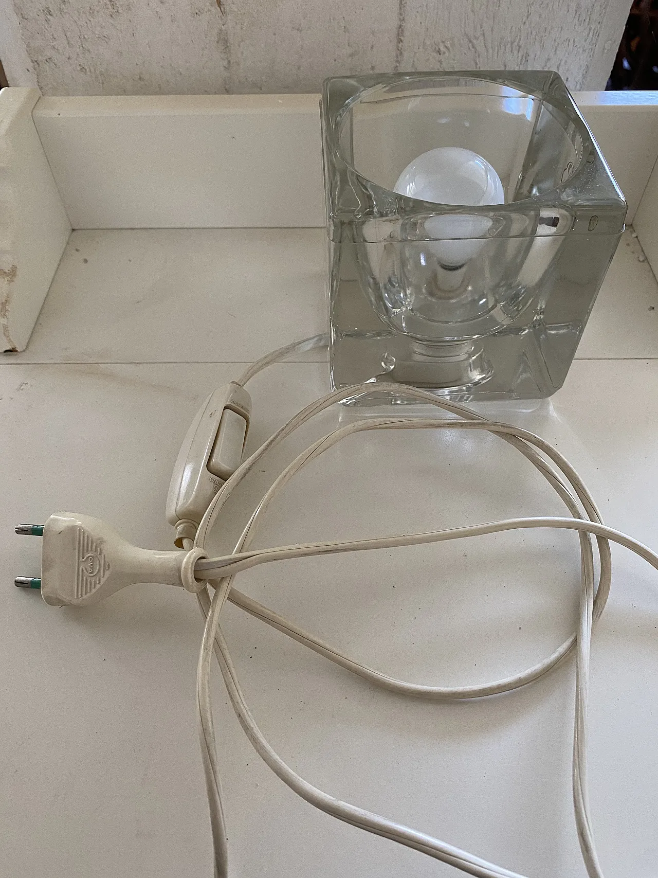 Lampada da tavolo Ice Cube di Peill & Putzler, anni '70 3