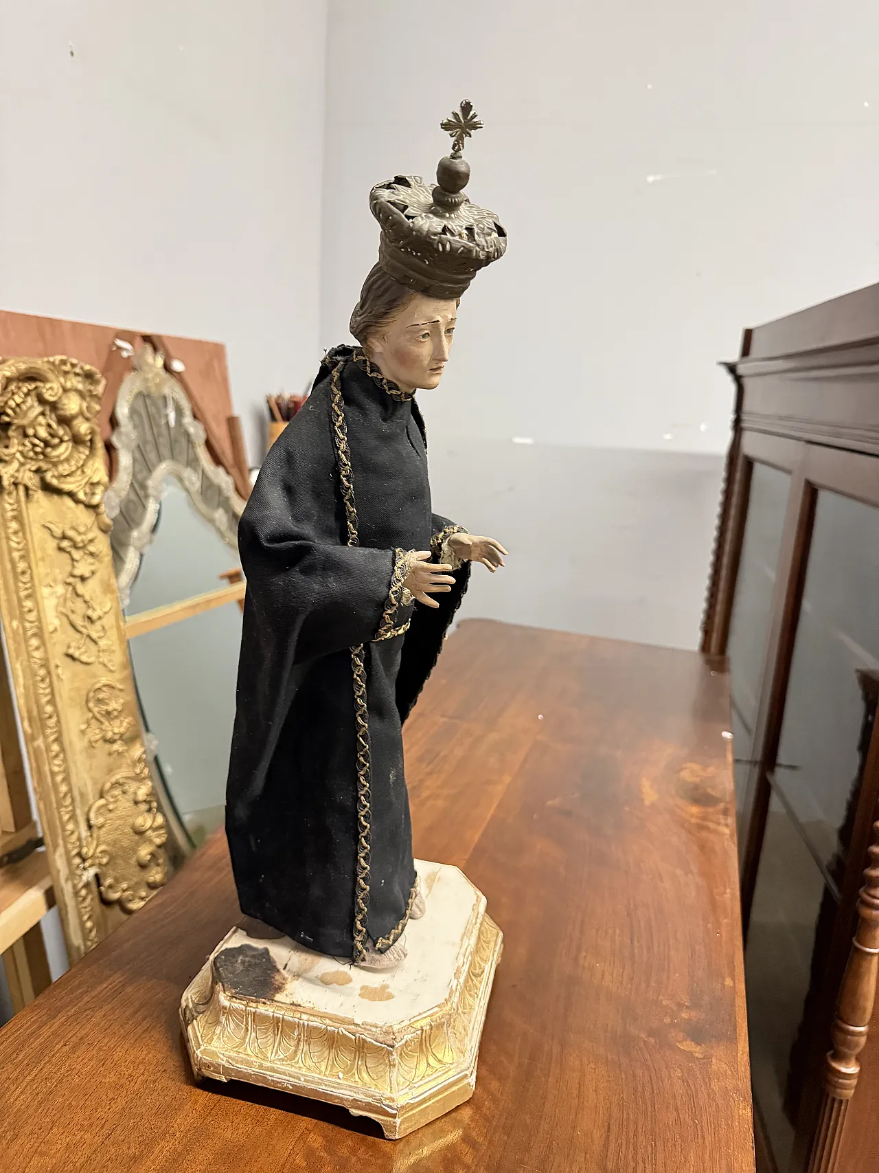 Ancient sculpture of San Gabriele dell'Addolorata, 18th century 6