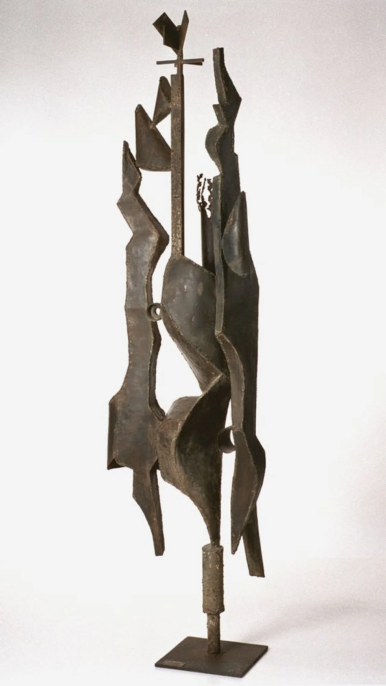 Scultura astratta in ferro di Antonio Saura, anni '60 1