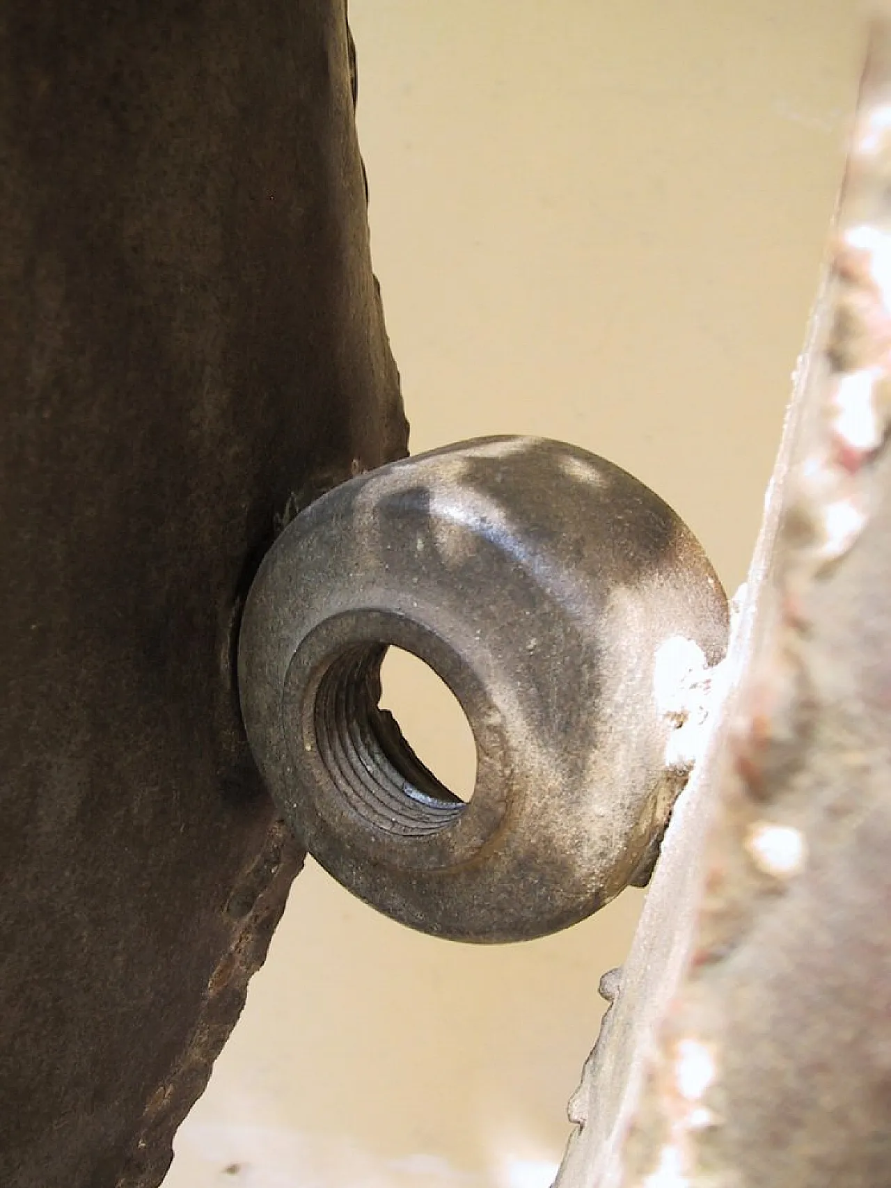 Scultura astratta in ferro di Antonio Saura, anni '60 34