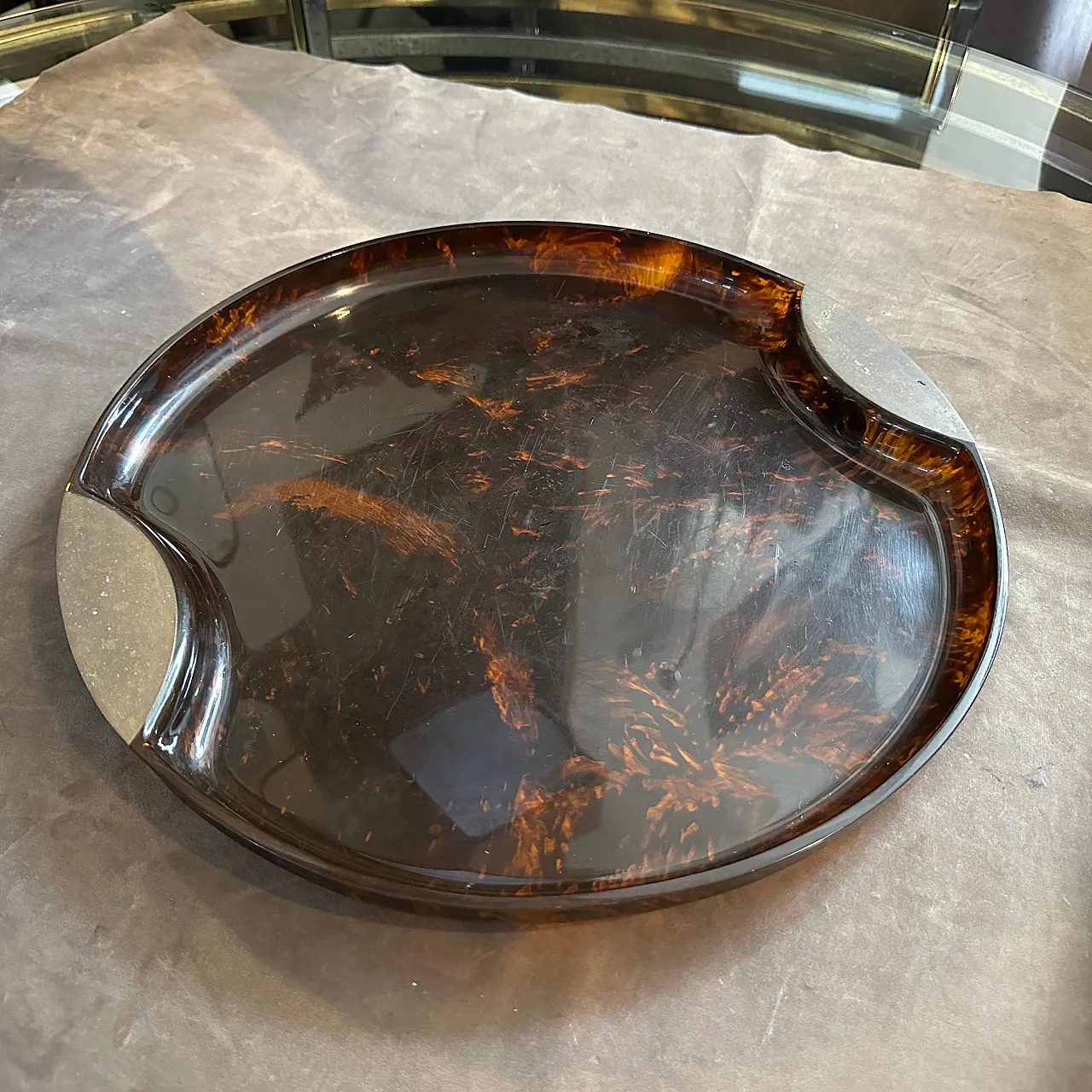 Brass and lucite mock turtle tray by Guzzini, 1970s 6