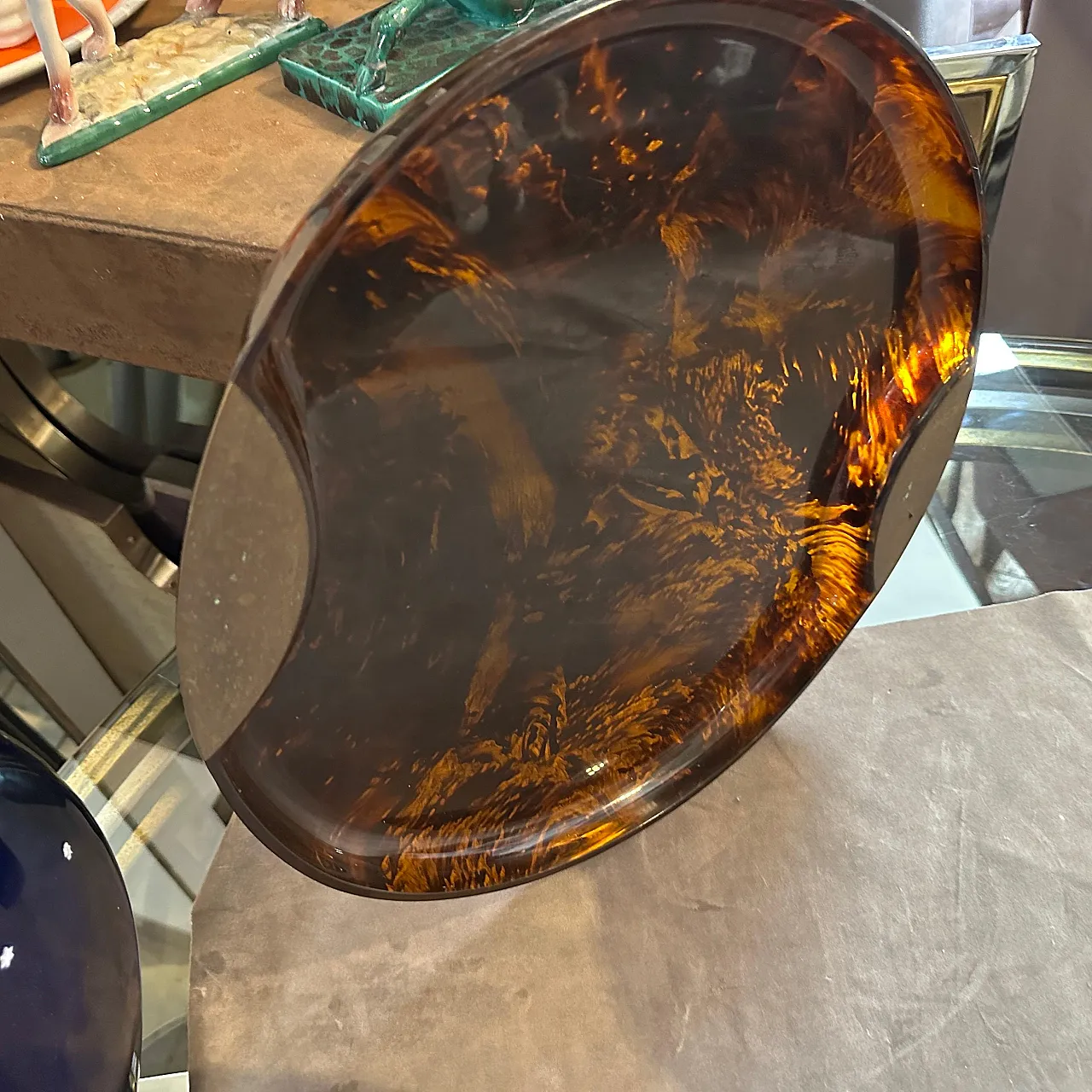 Brass and lucite mock turtle tray by Guzzini, 1970s 10