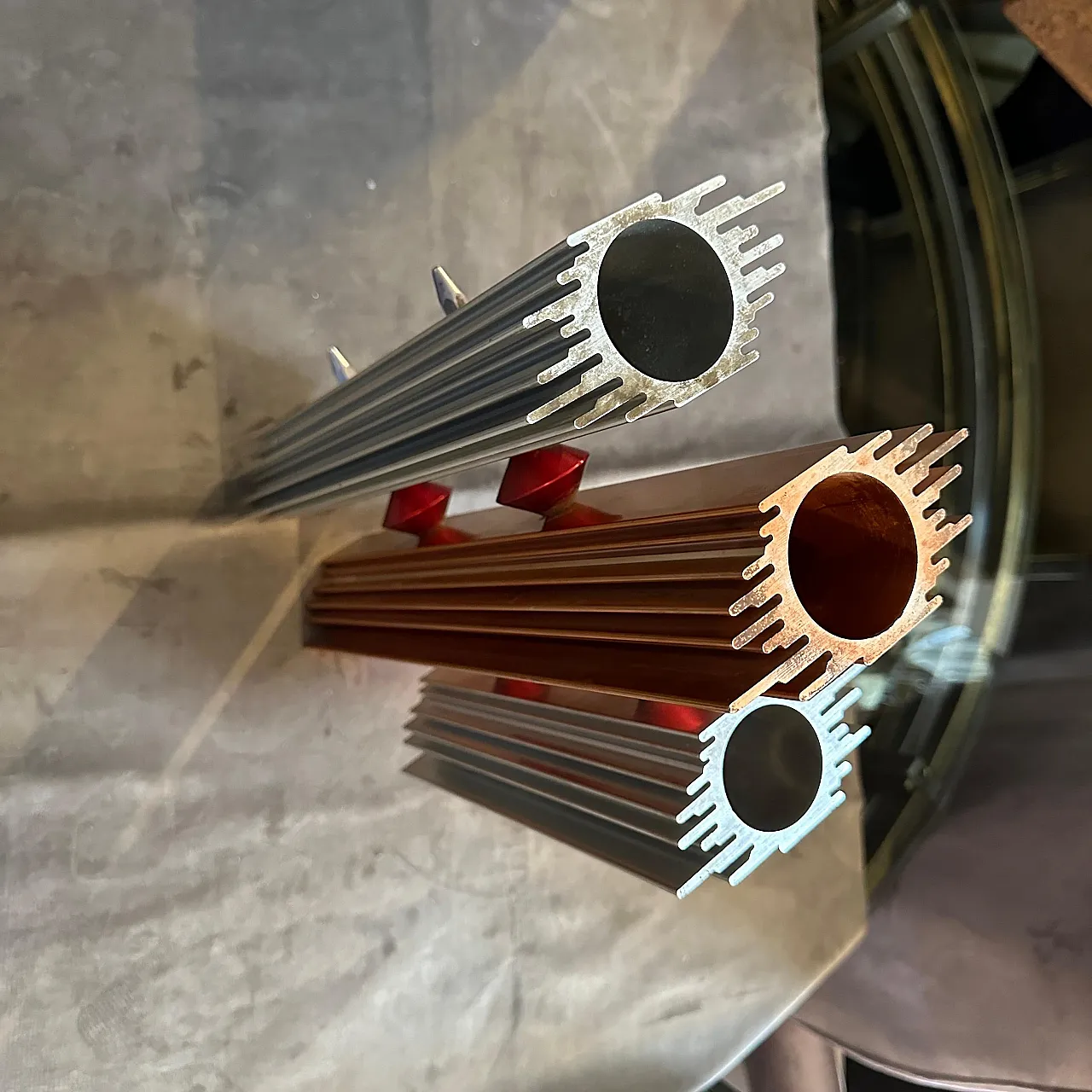 Scultura in alluminio, anni '80 8