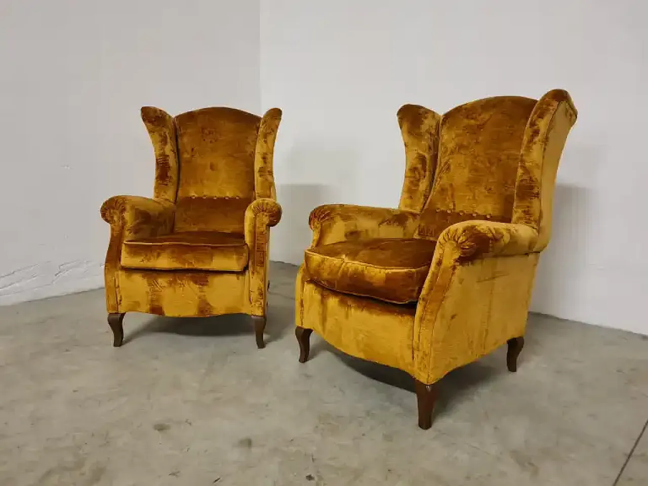 Coppia poltrone classiche bergere, anni '40 4