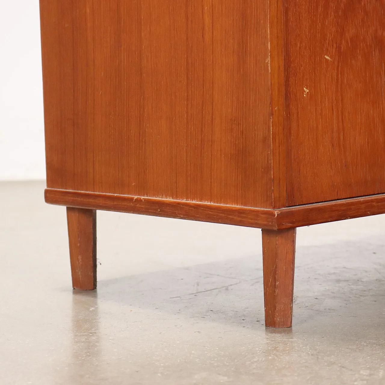 Mobile in teak e vetro, anni '60 7