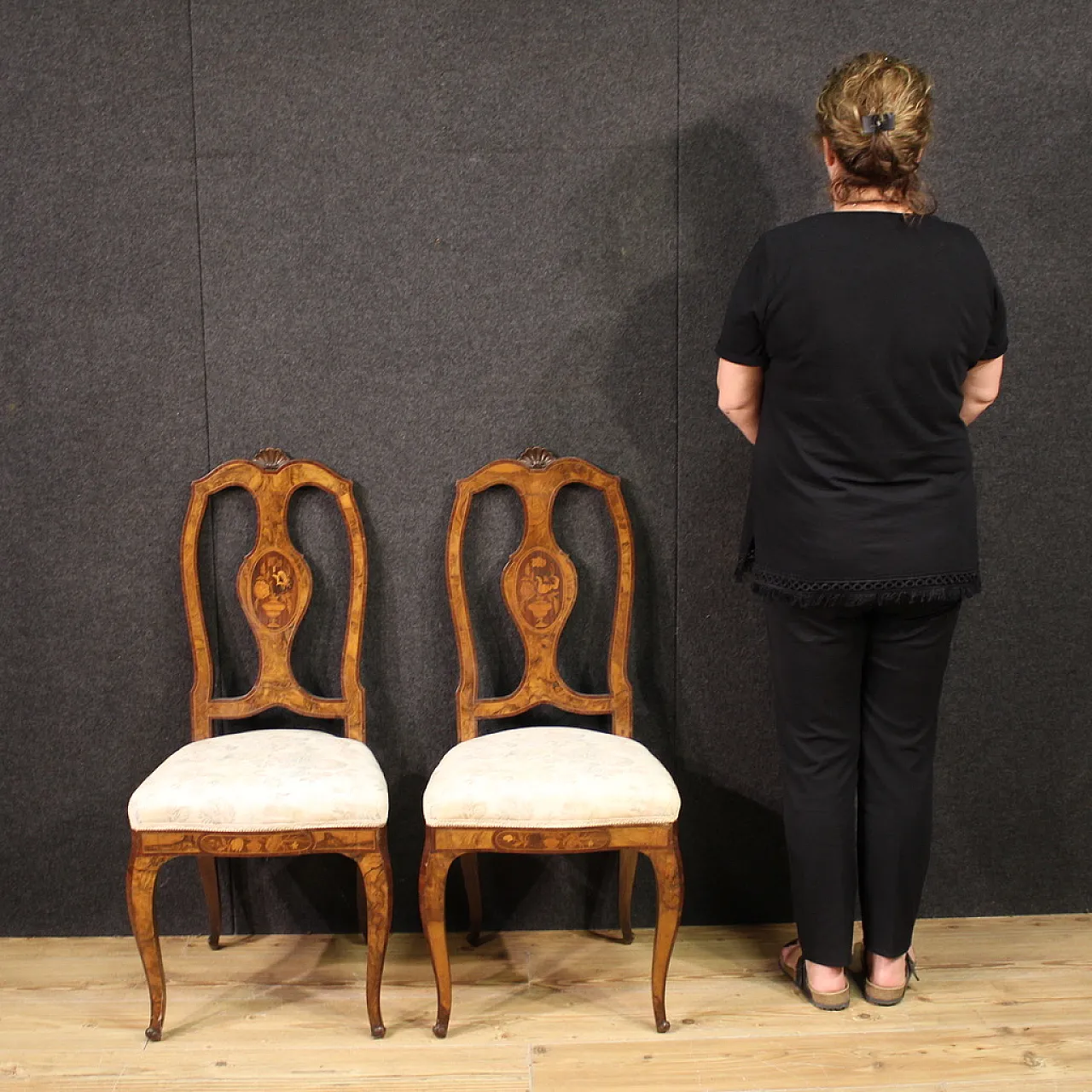 Pair of inlaid chairs, mid-20th century 1
