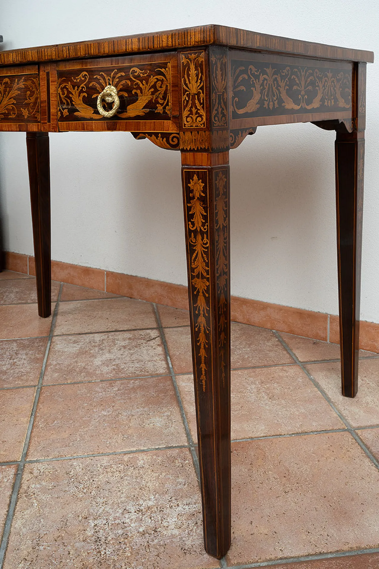 Desk with antique Louis XVI chair in exotic woods, 18th century 3