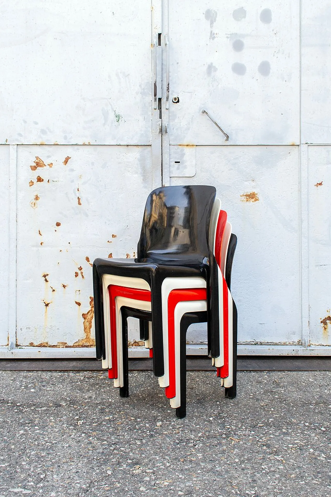 5 Sedie Selene di Vico Magistretti per Artemide, anni '60 2