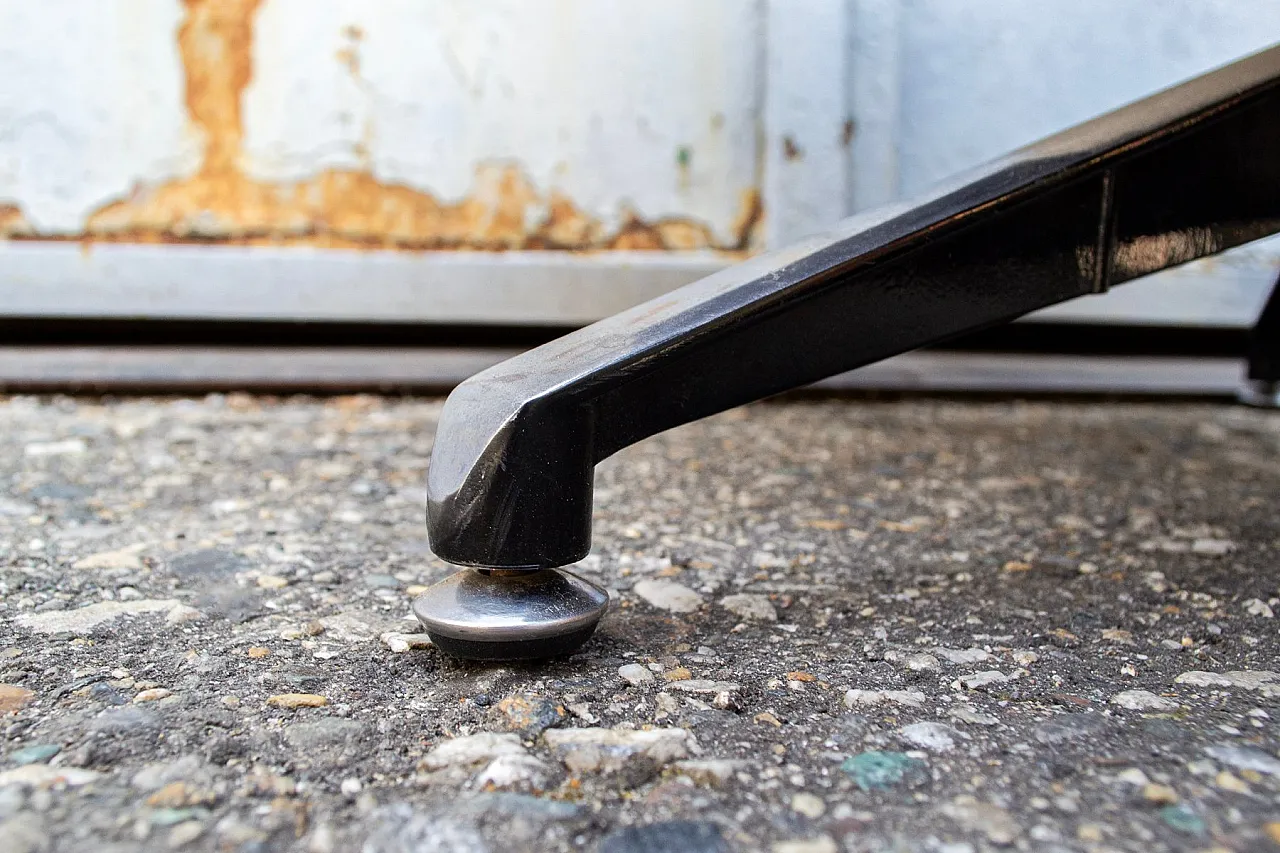 Poggiapiedi di Charles & Ray Eames per Herman Miller, anni '70 6