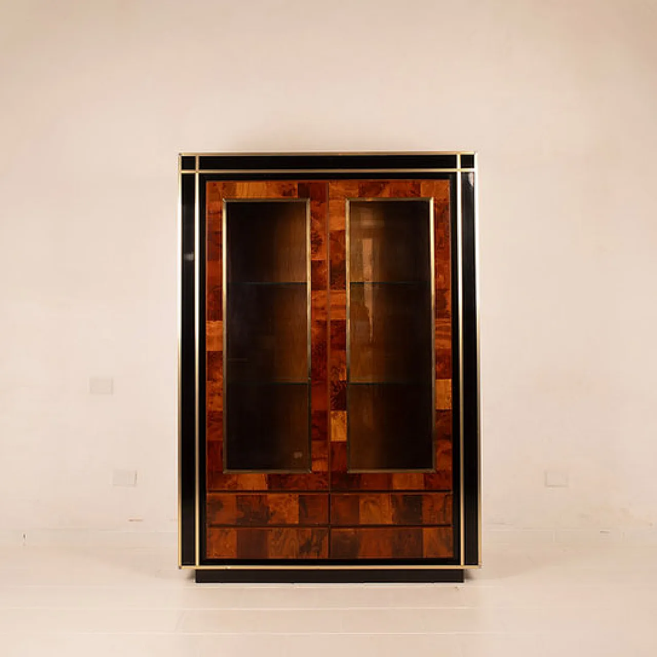 Vetrina in radica di sequoia di Willy Rizzo per Mario Sabot, anni '70 1