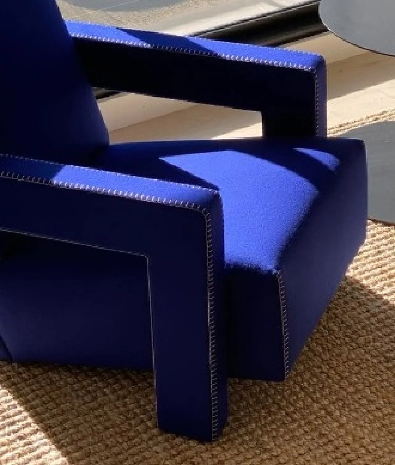 637 Utrecth by Cassina in electric blue wool, 2000s 9