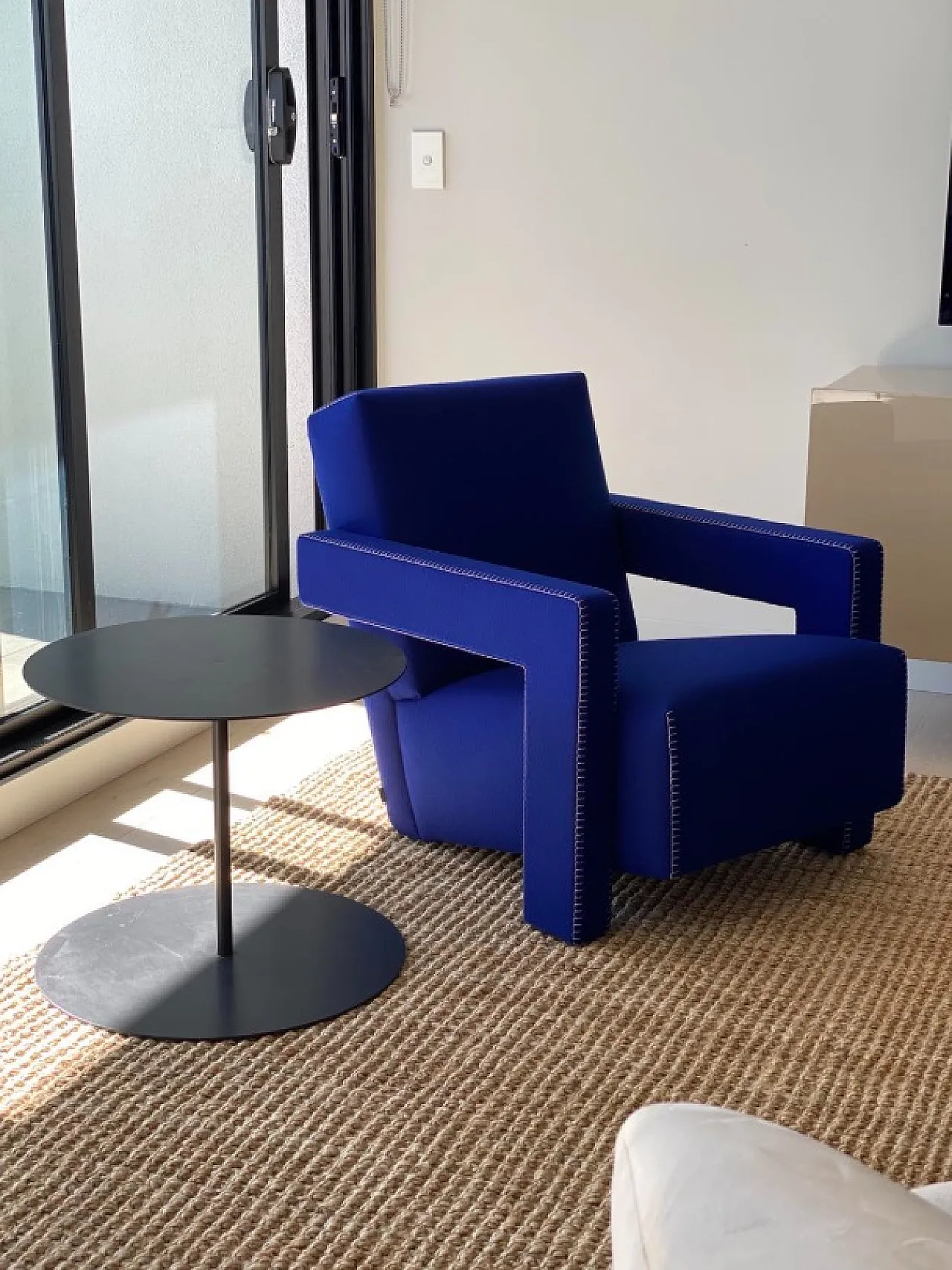 637 Utrecth by Cassina in electric blue wool, 2000s 10