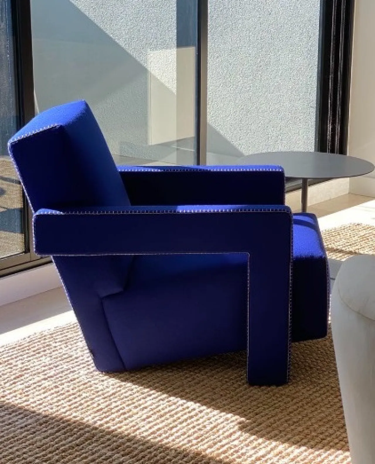 637 Utrecth by Cassina in electric blue wool, 2000s 12