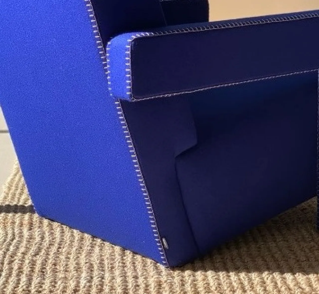 637 Utrecth by Cassina in electric blue wool, 2000s 19